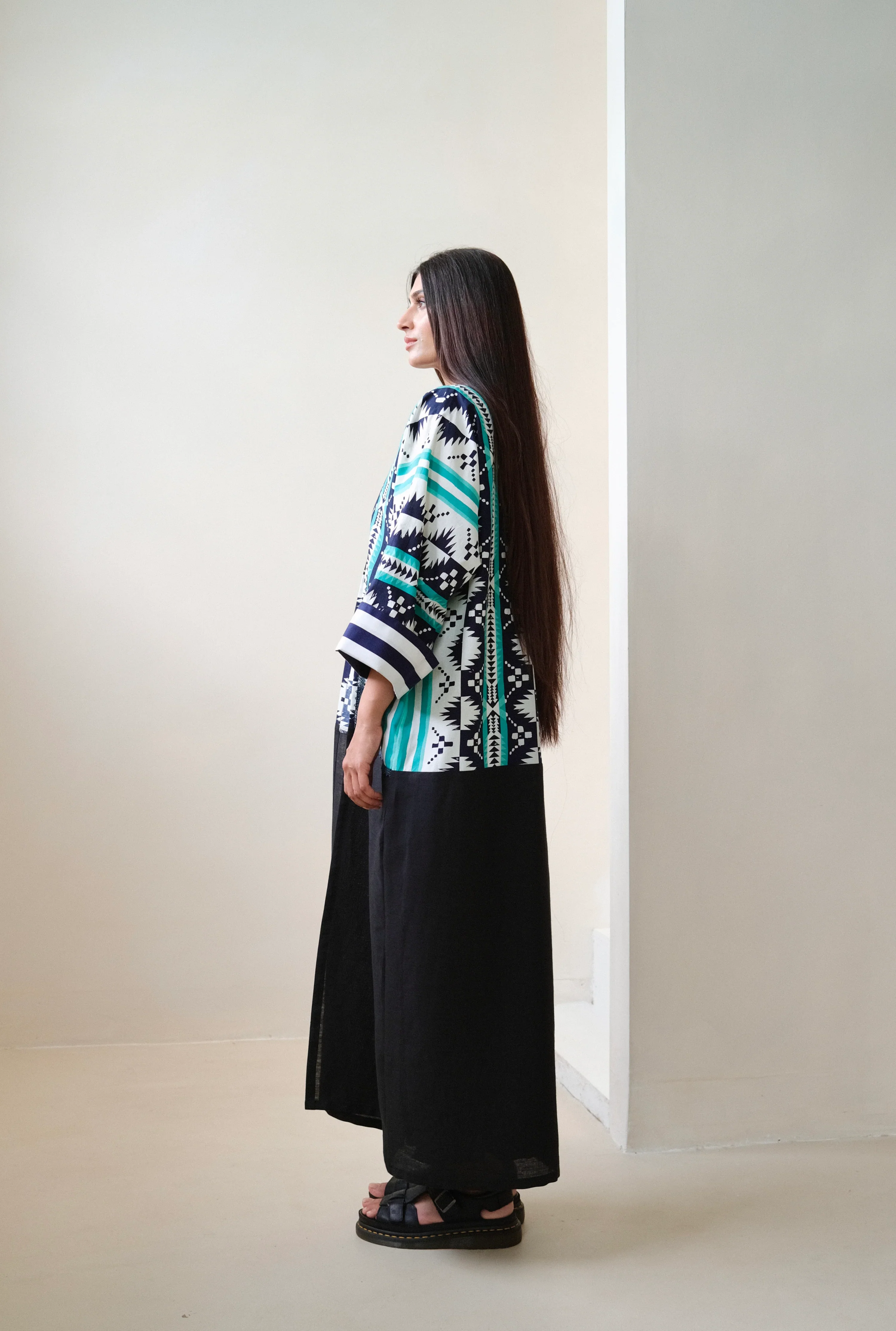 Aqua & Navy Rebloom Abaya 21 - Image 3