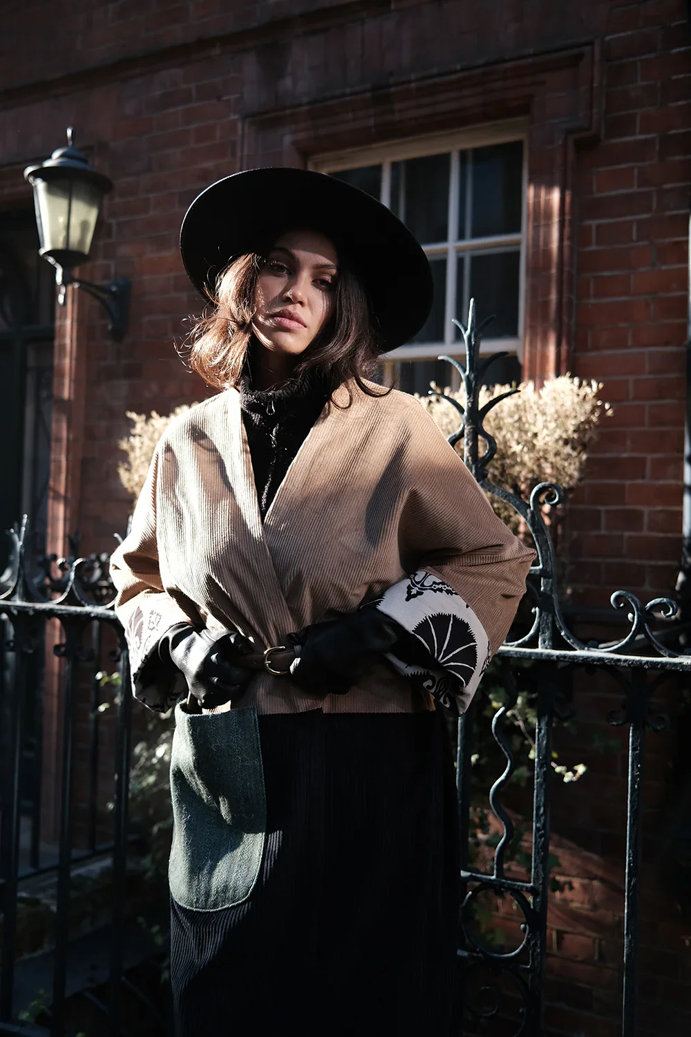 Beige & Black Serey Abaya - Image 8