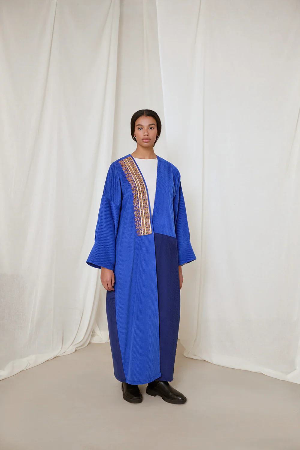 Black & Blue Francesca Abaya