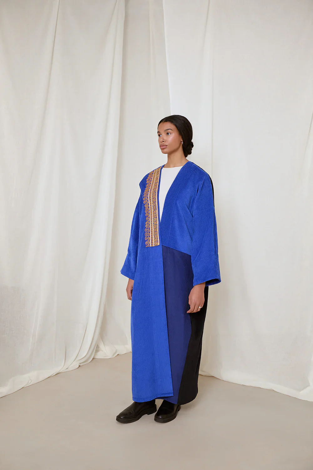 Black & Blue Francesca Abaya - Image 5