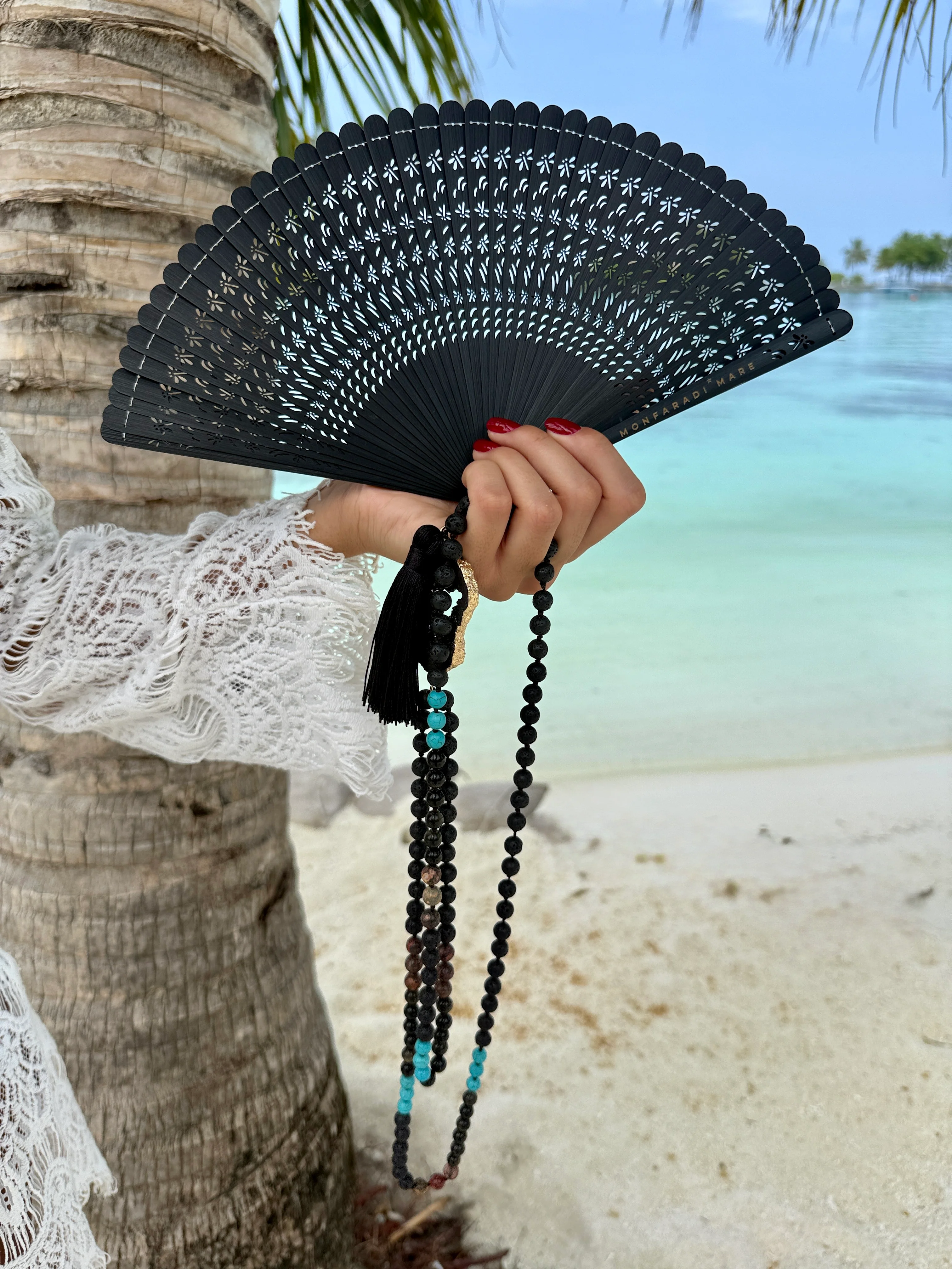 Black Bamboo Fantastique Fan - Image 3