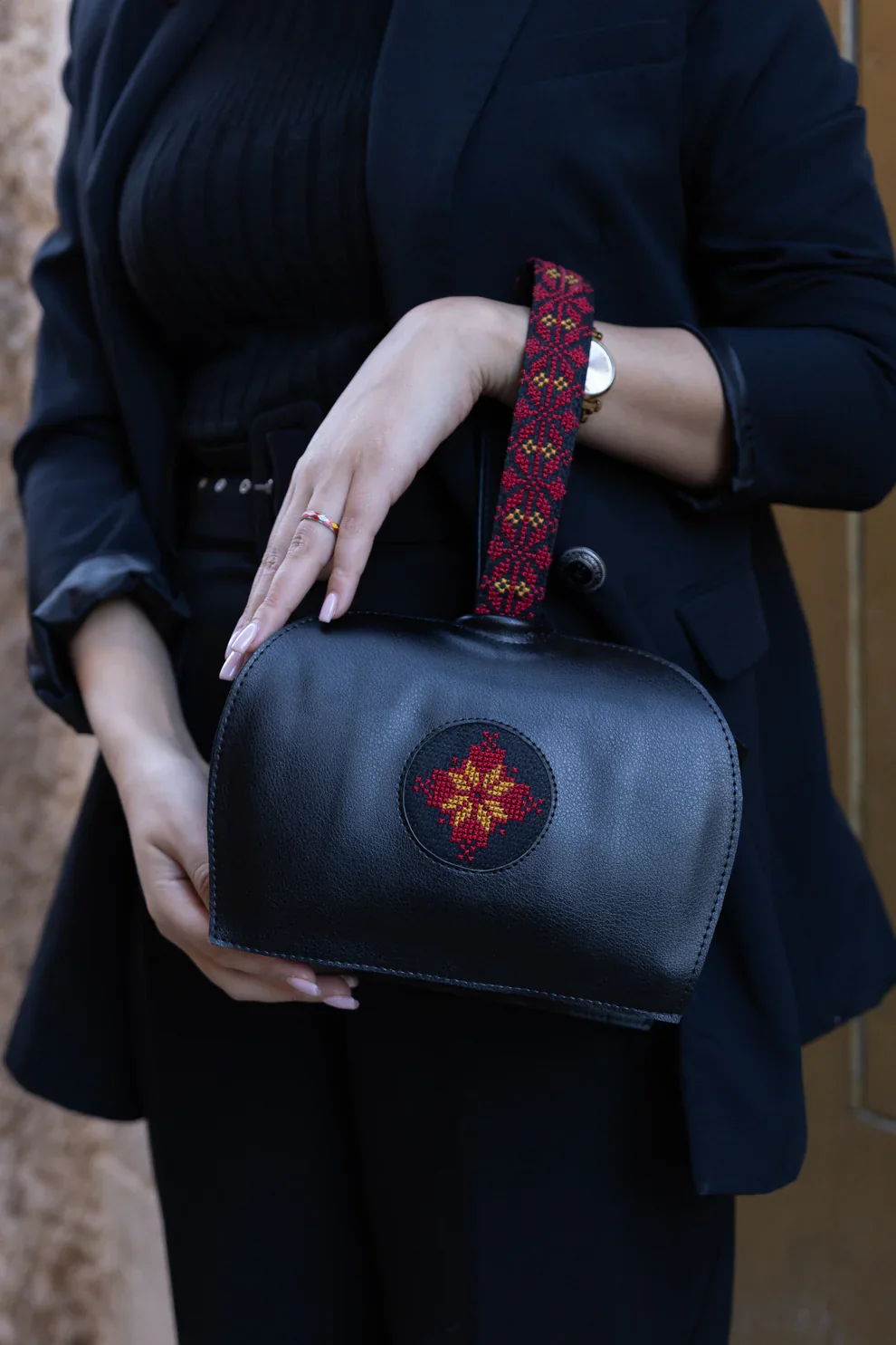 Black Leather Embroidered Purse - Image 4