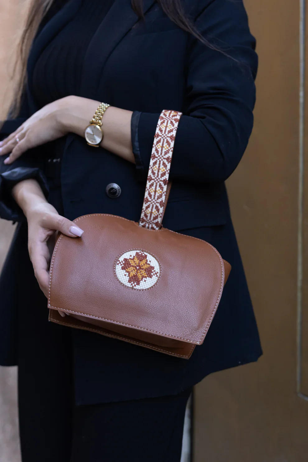Brown Leather Embroidered Purse - Image 2