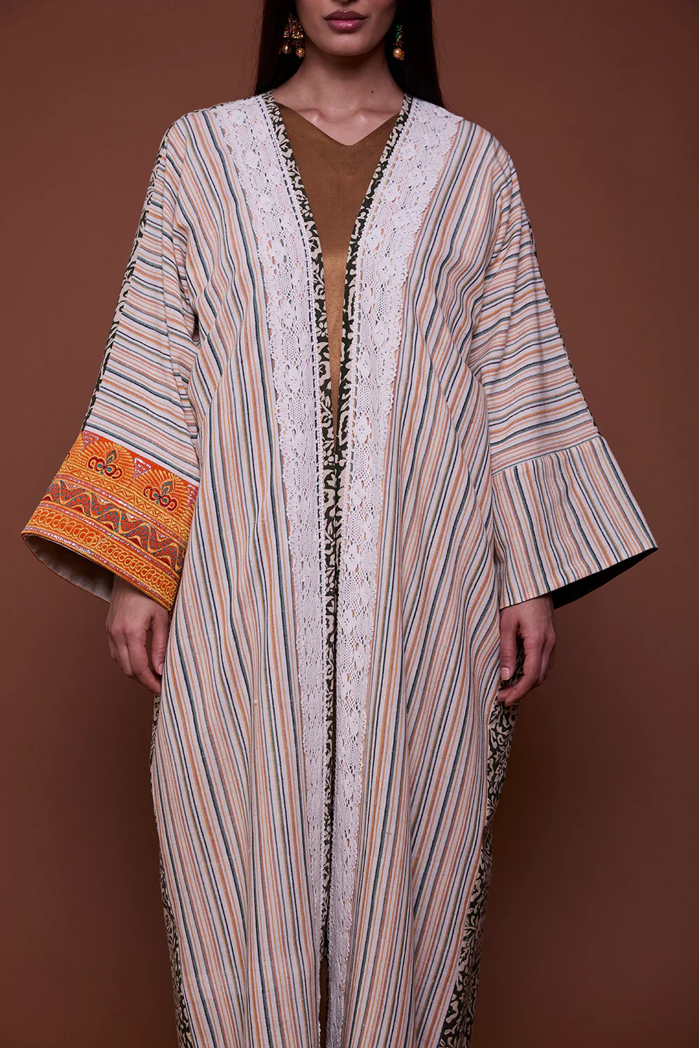 Cream Jehan Abaya - Image 3