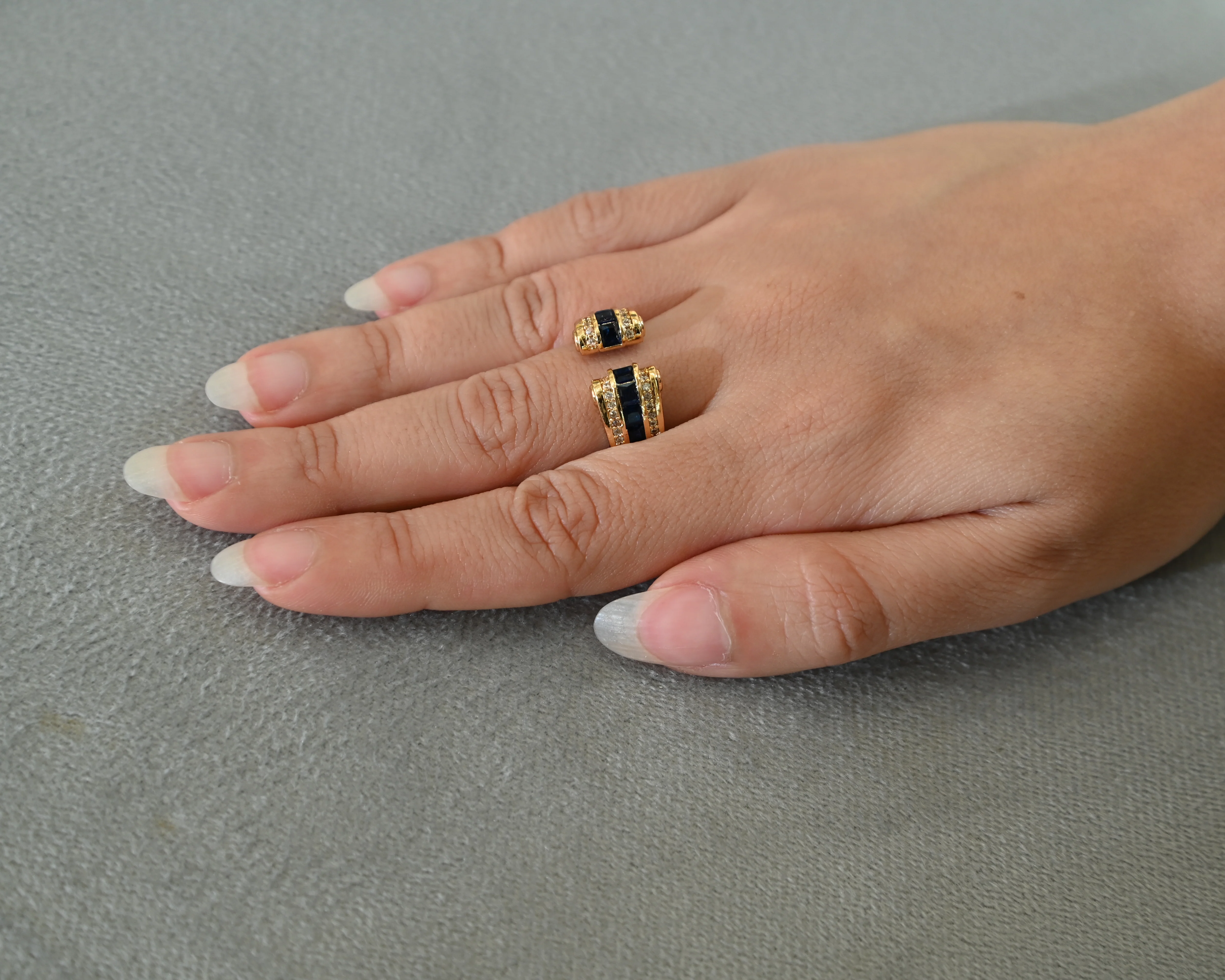 Gold Elegant Romian Blue Ring - Image 3
