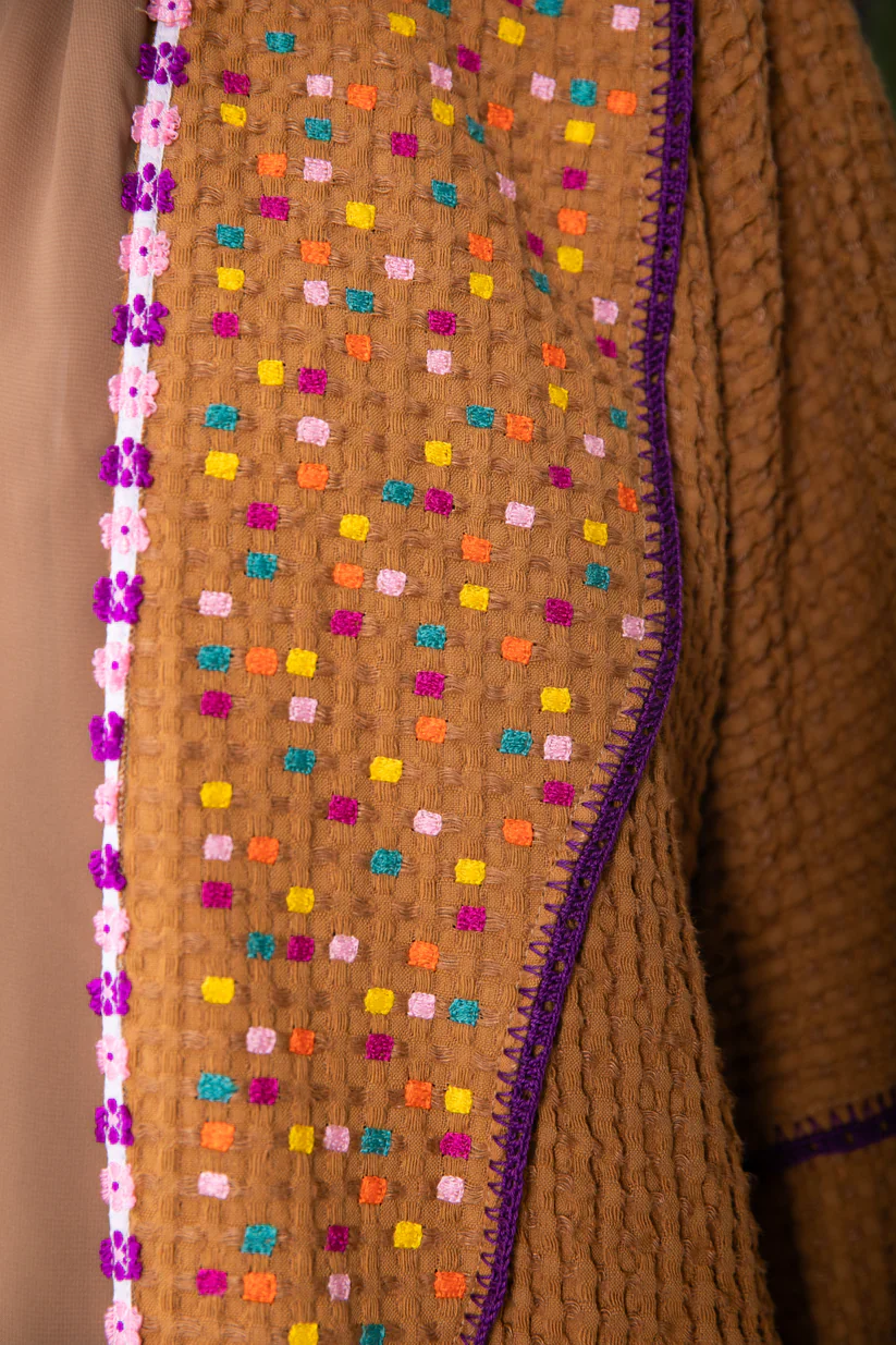 Embroidered Linen Ochre Abaya - Image 6