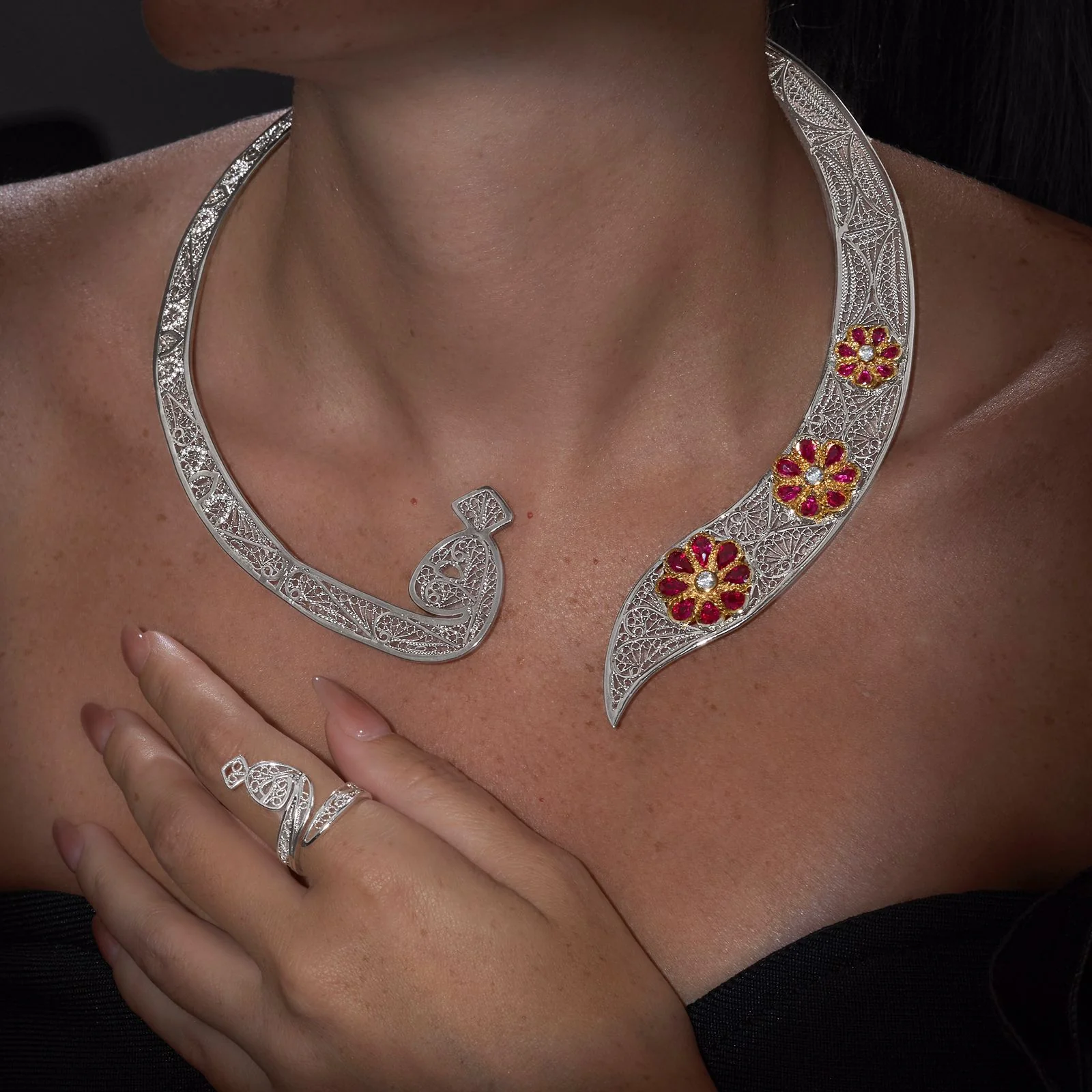 Filigree Spell it out Collier | ف