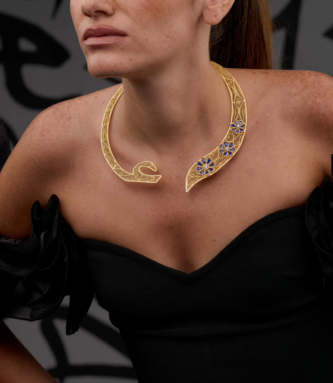 Filigree Spell it out Collier | ع - Image 2