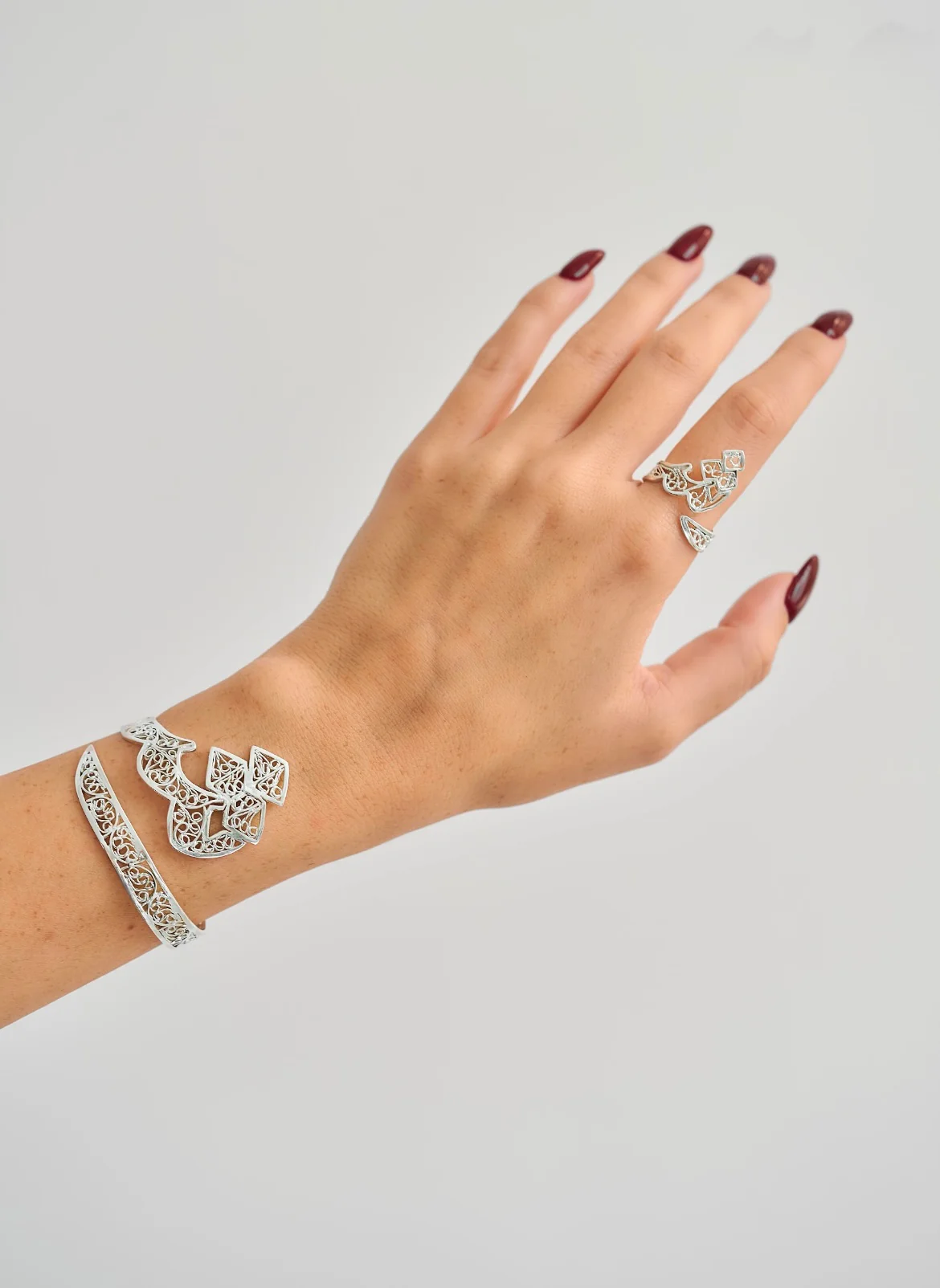 Filigree Spell it out Ring | ش - Image 2