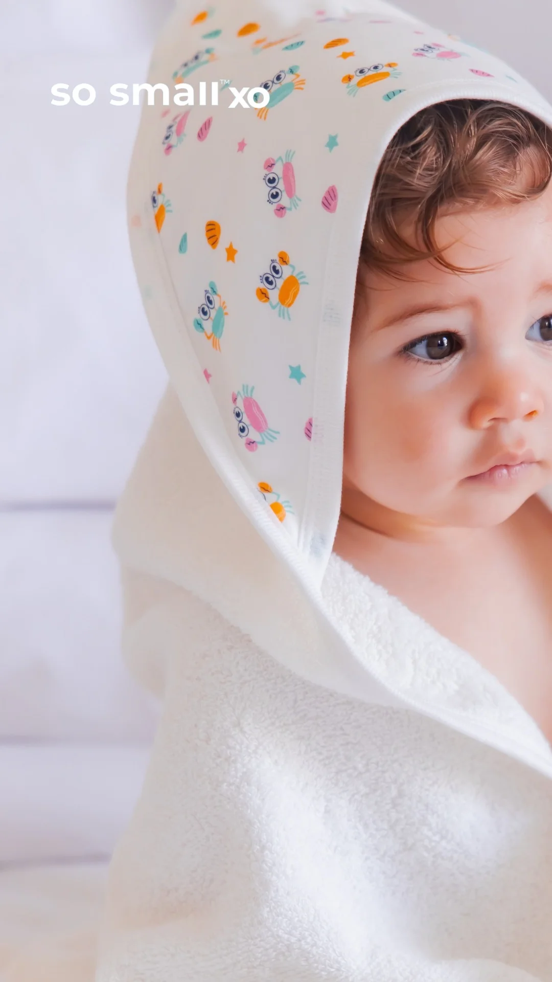 "Friends of the Sea" Hooded Bath Towel - Image 2