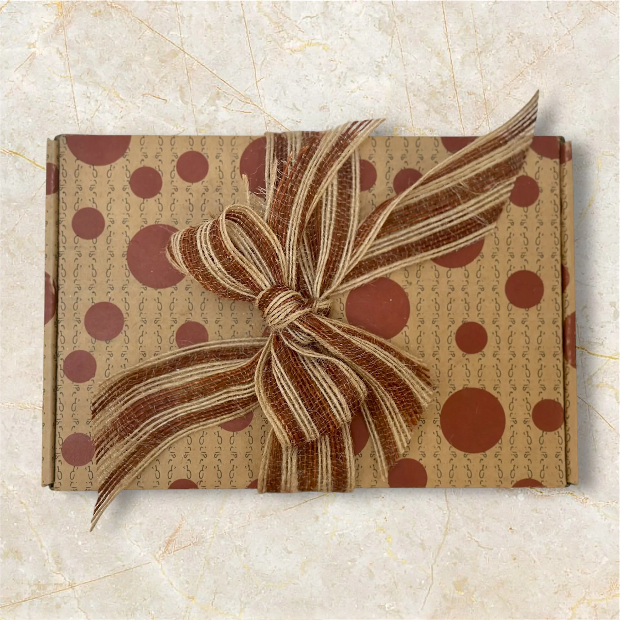 Standard: Box & Ribbon - Image 2