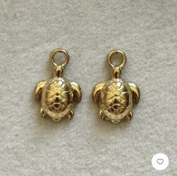 Gold Little Turtle Charm - Image 2