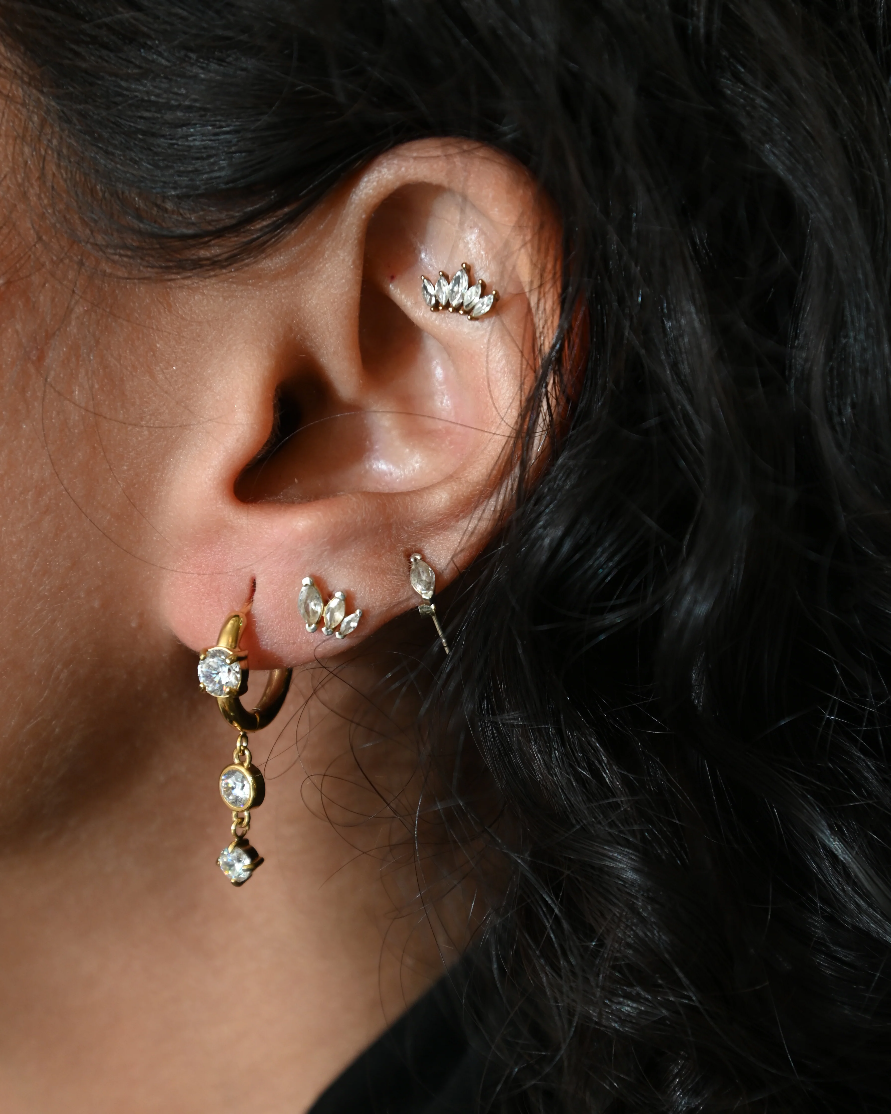Gold Nava 3 Rhomboid Earrings