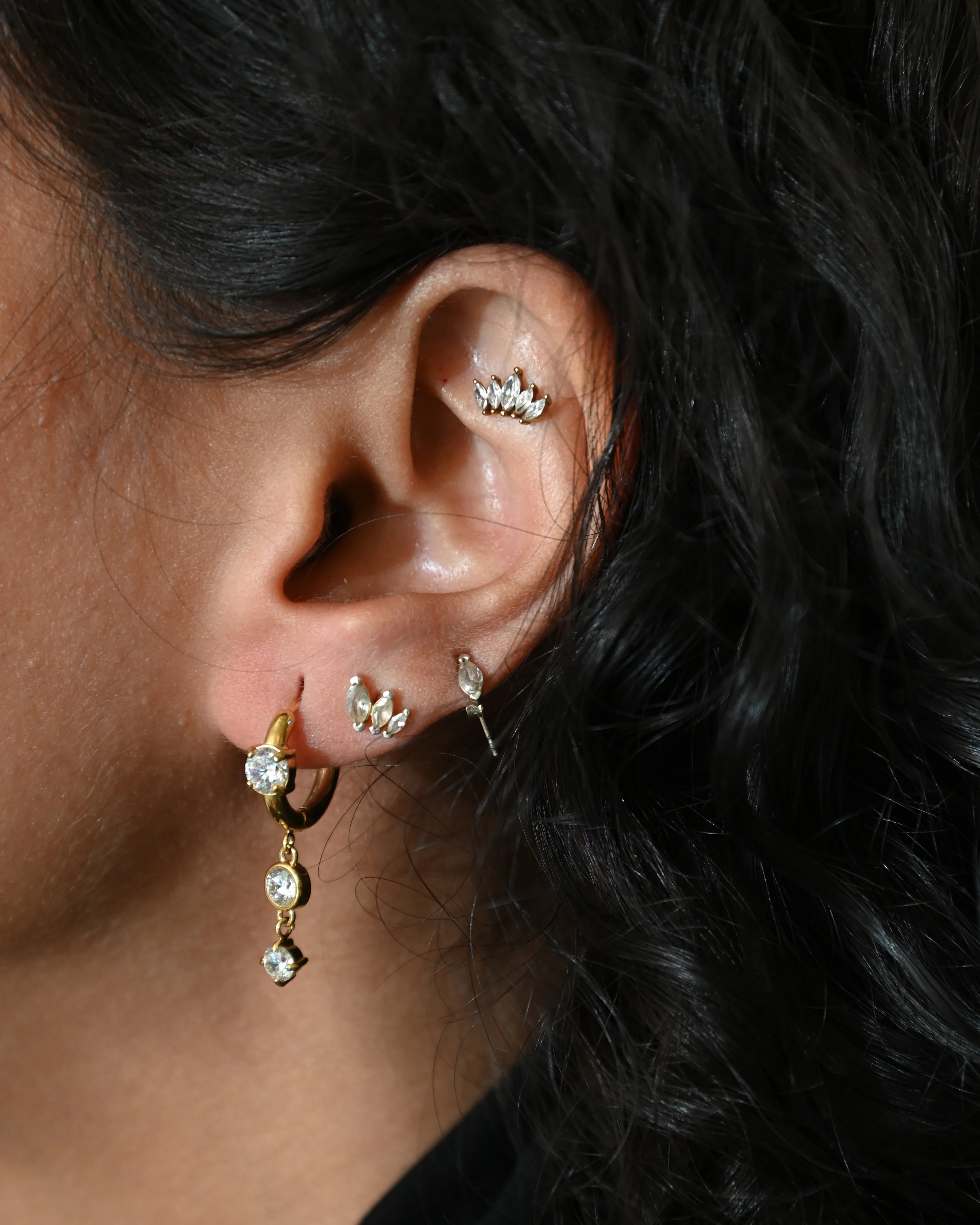 Gold Nava 3 Rhomboid Earrings - Image 2