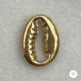 Golden Shell Charm - Image 2