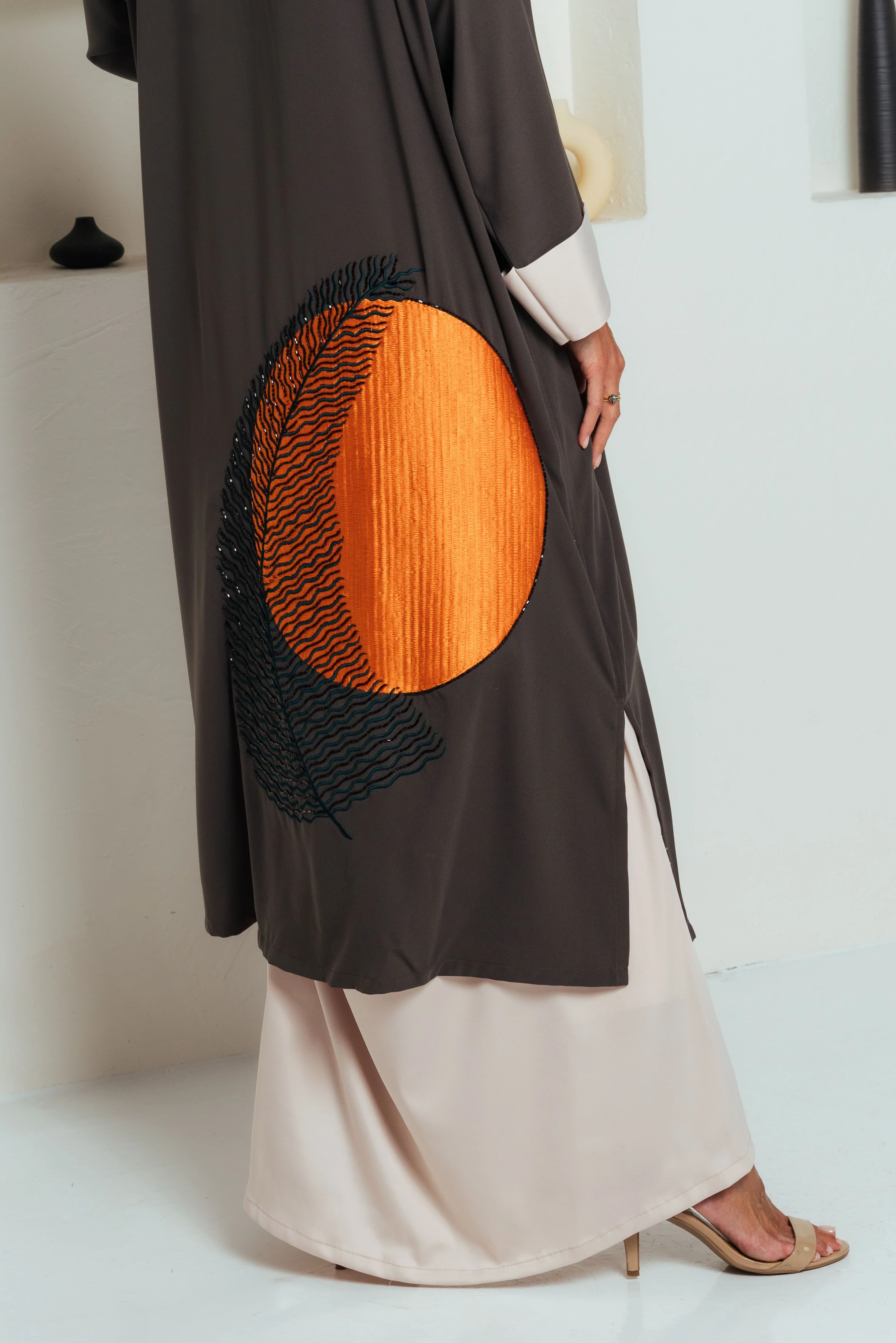 Green Embroidered Abaya - Image 3