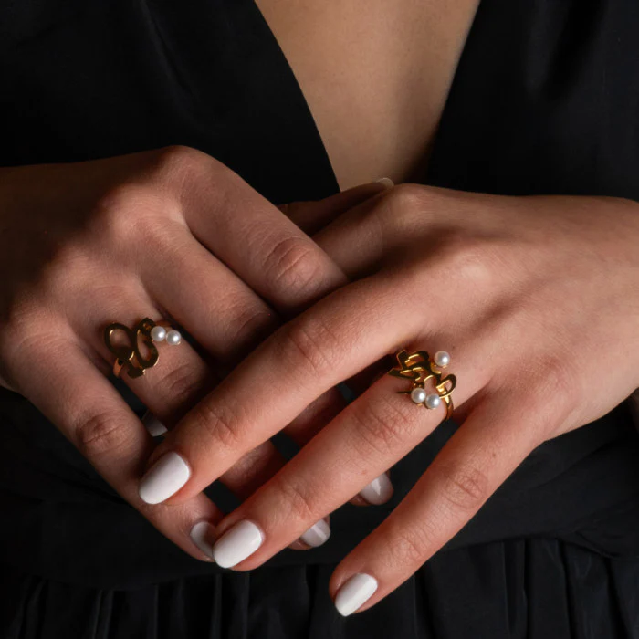Kalimat Mahaba Ring with Pearl in 18K Gold - Image 3