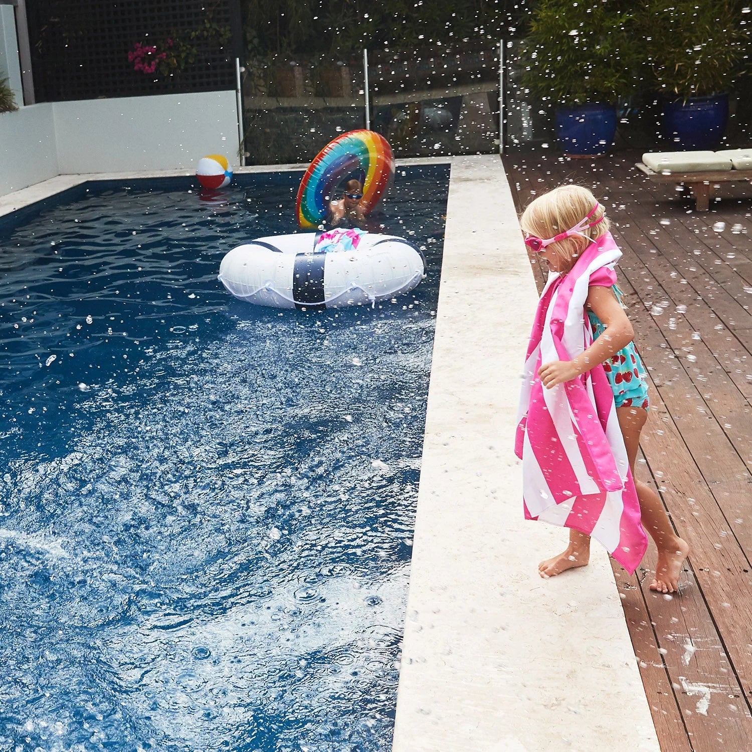 Large Quick Dry Towel - Phi Phi Pink - Image 5