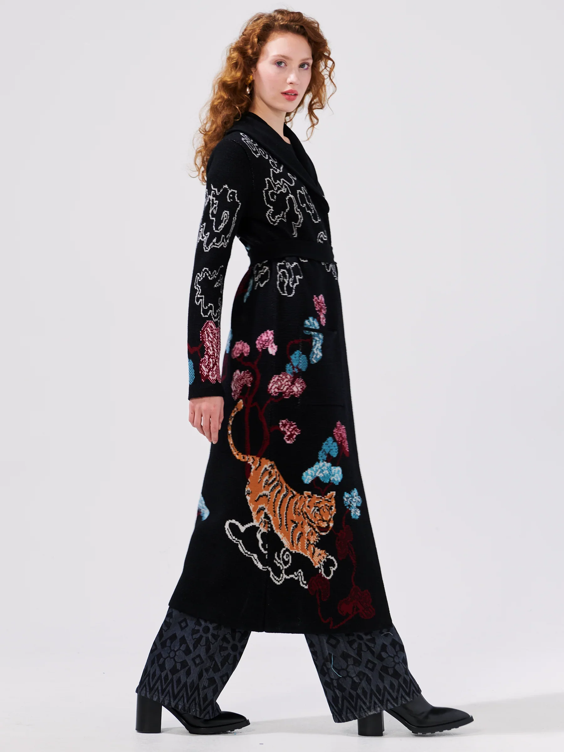 Courageous Tiger merino Jacquard Long Cardigan - Image 3