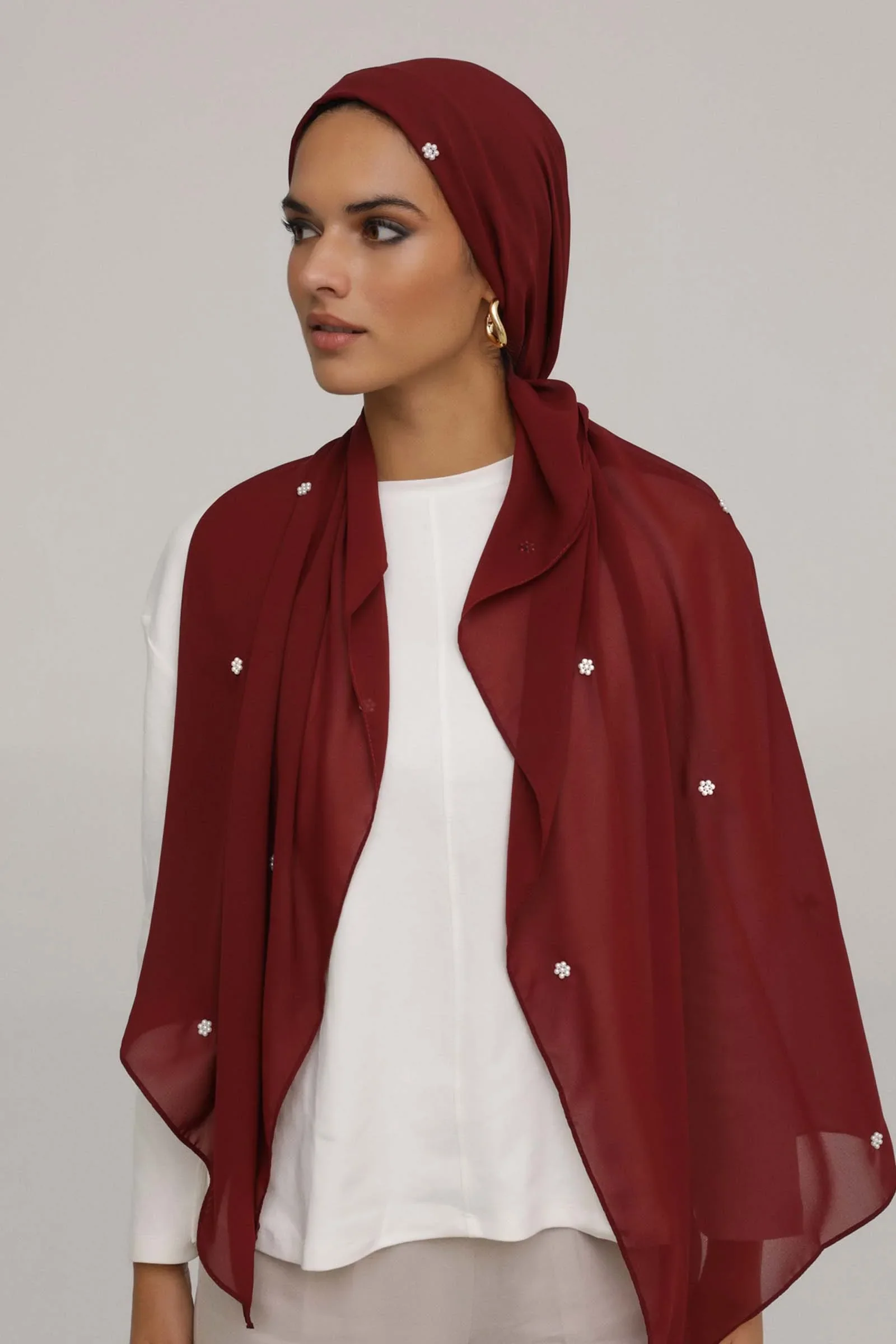 Maroon Red Pearl Tarha
