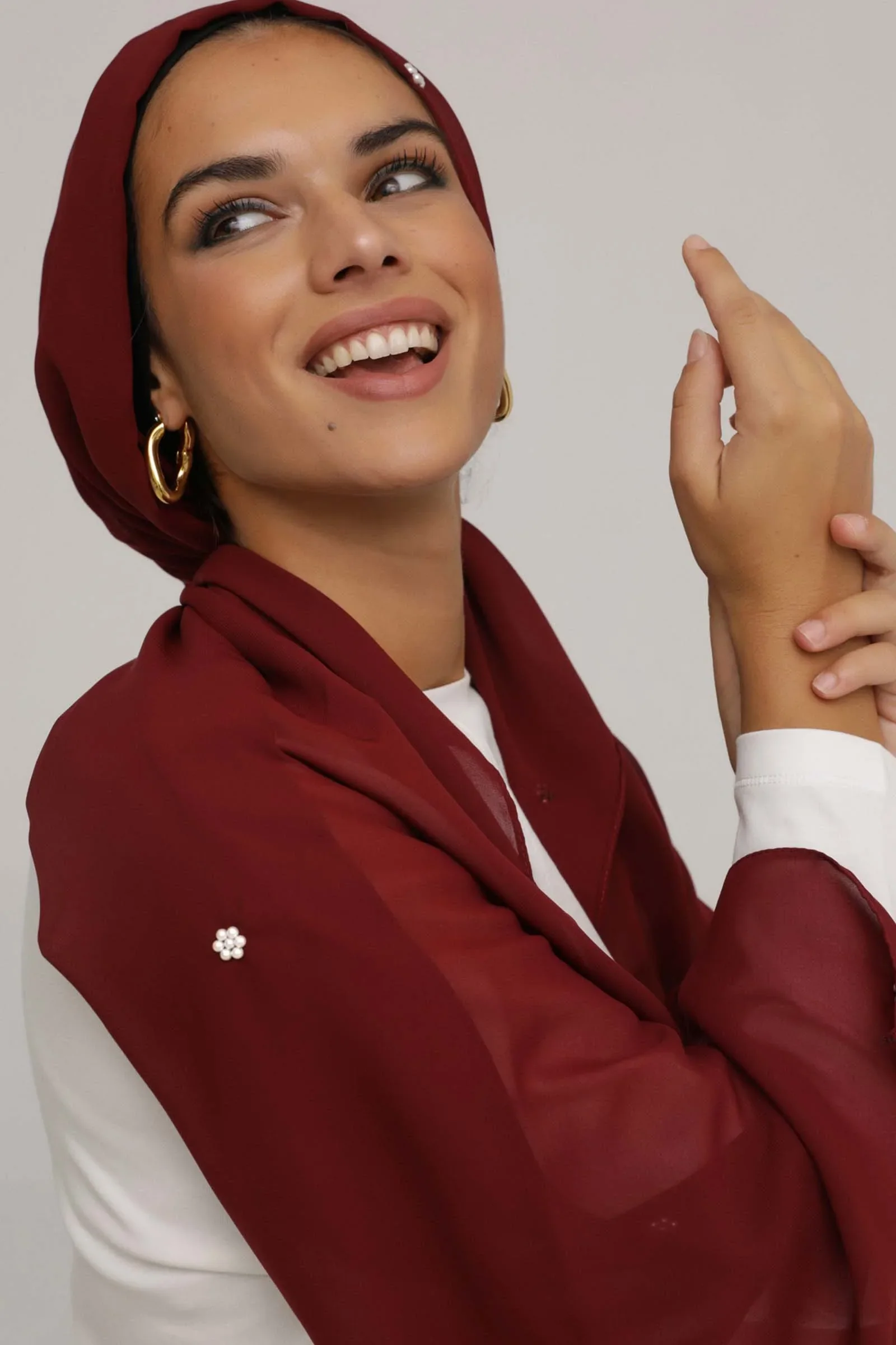 Maroon Red Pearl Tarha - Image 2