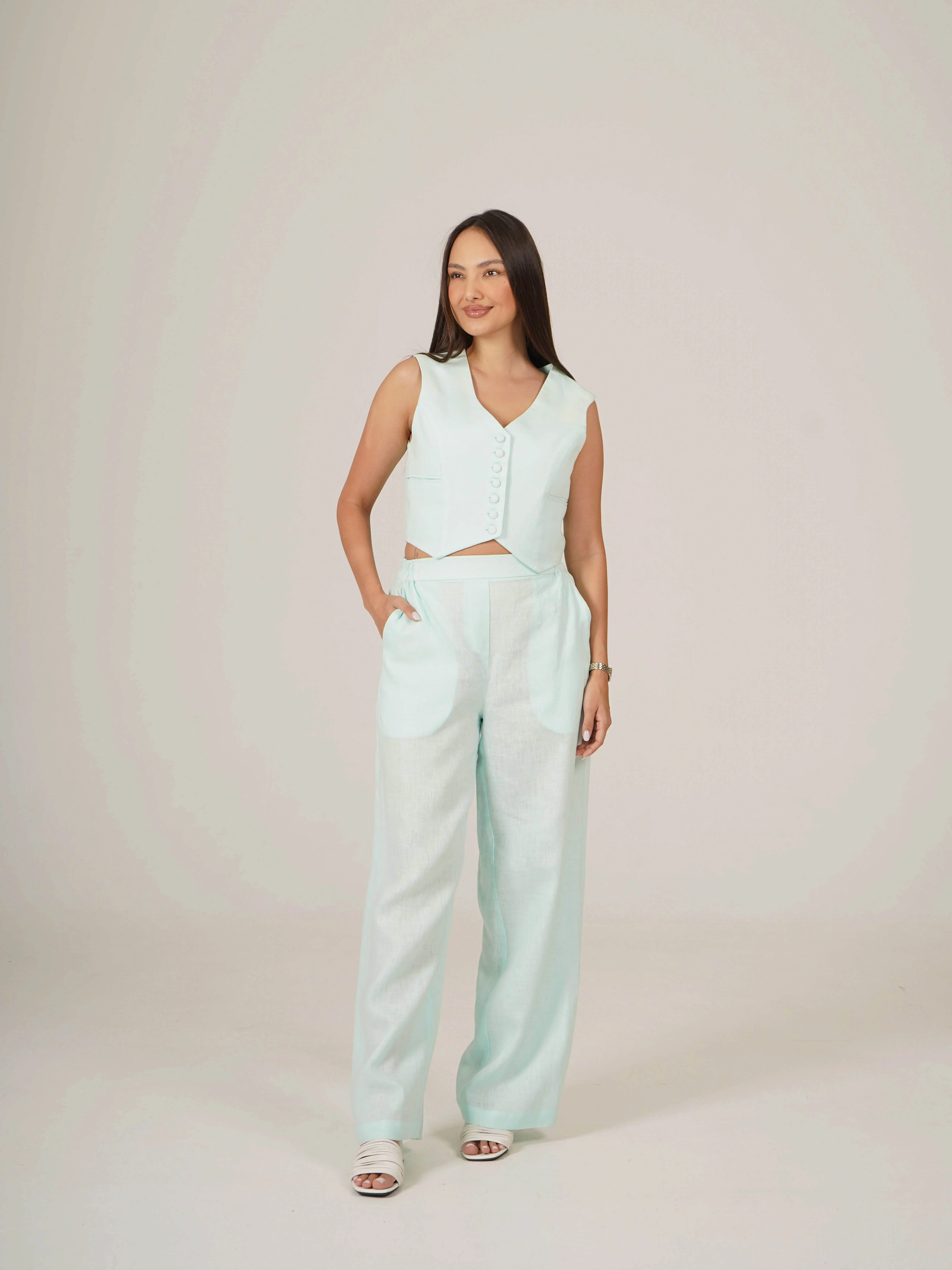 Mazarine Tiffany Blue Linen Set - Image 4