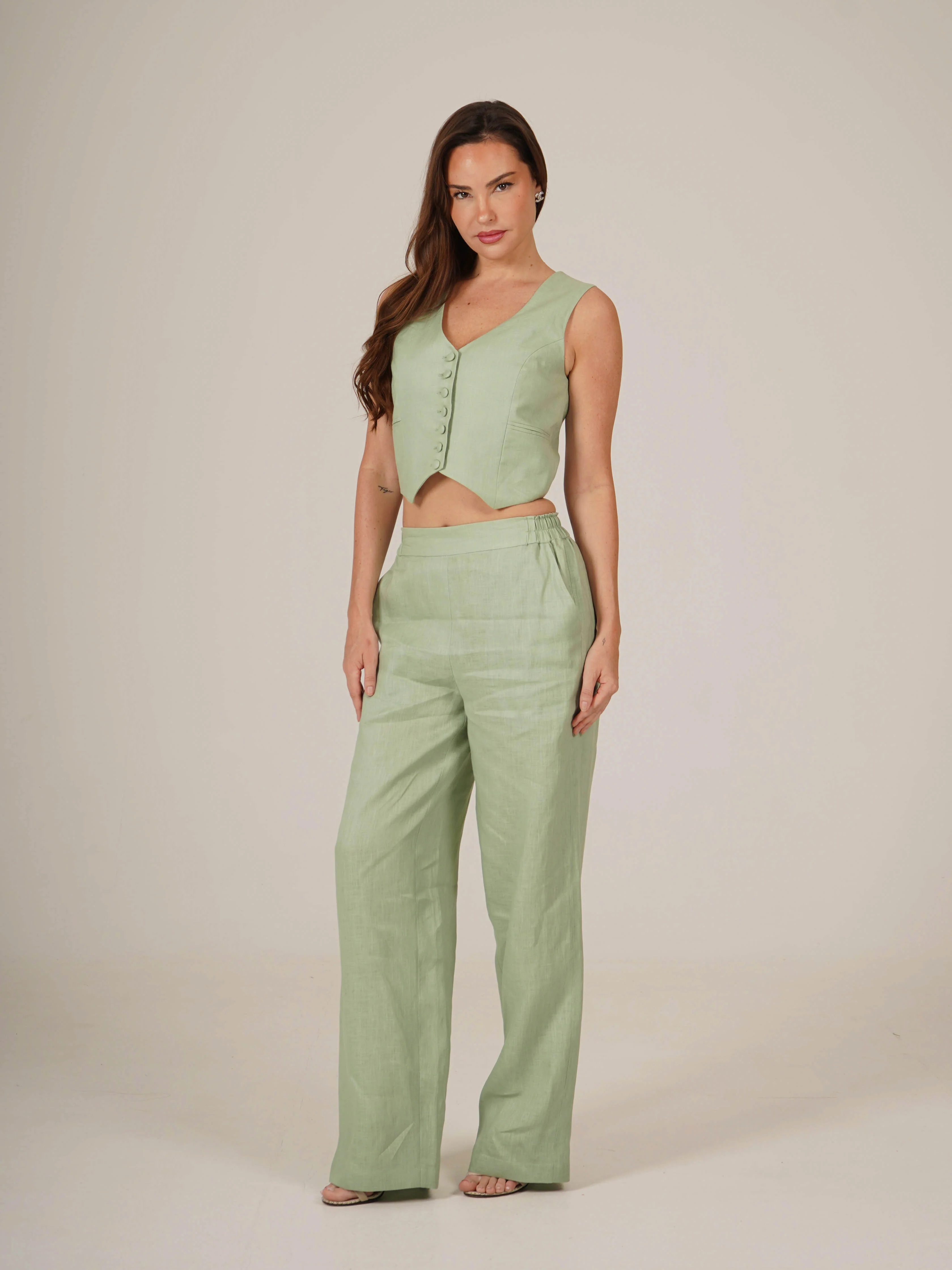 Mazarine Pistachio Linen Set - Image 6