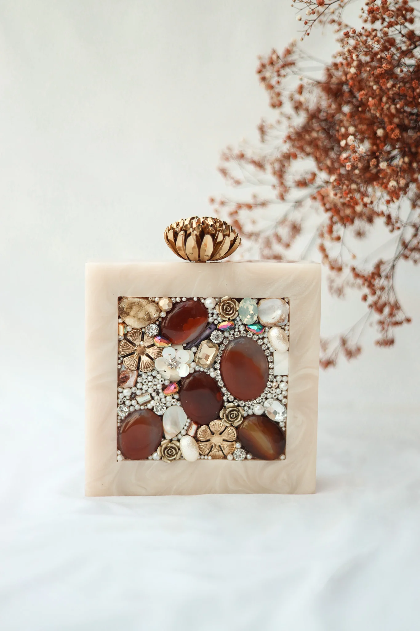 Morion Resin Clutch with Quartz Stones - Image 4