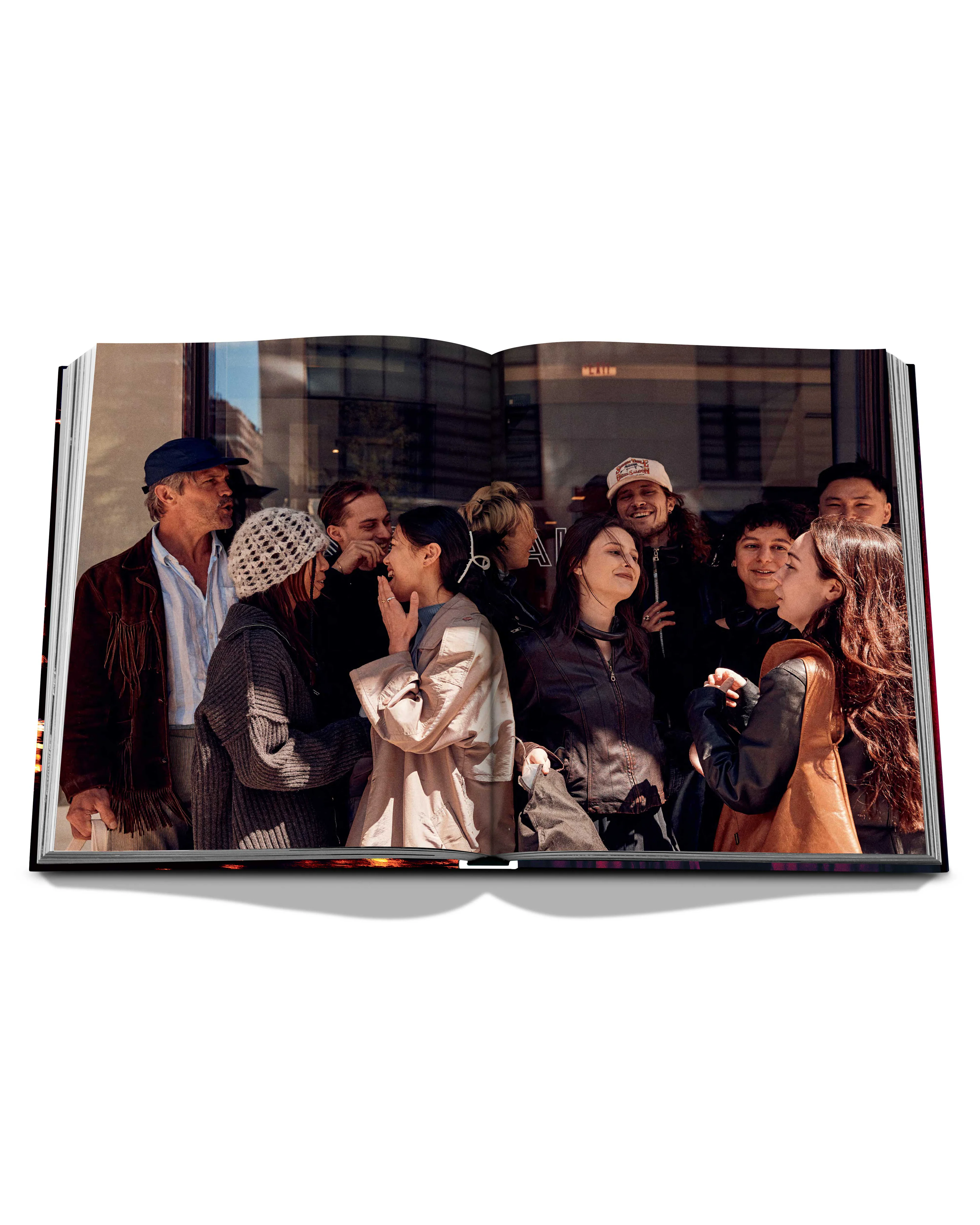New York Chic Book - Image 9