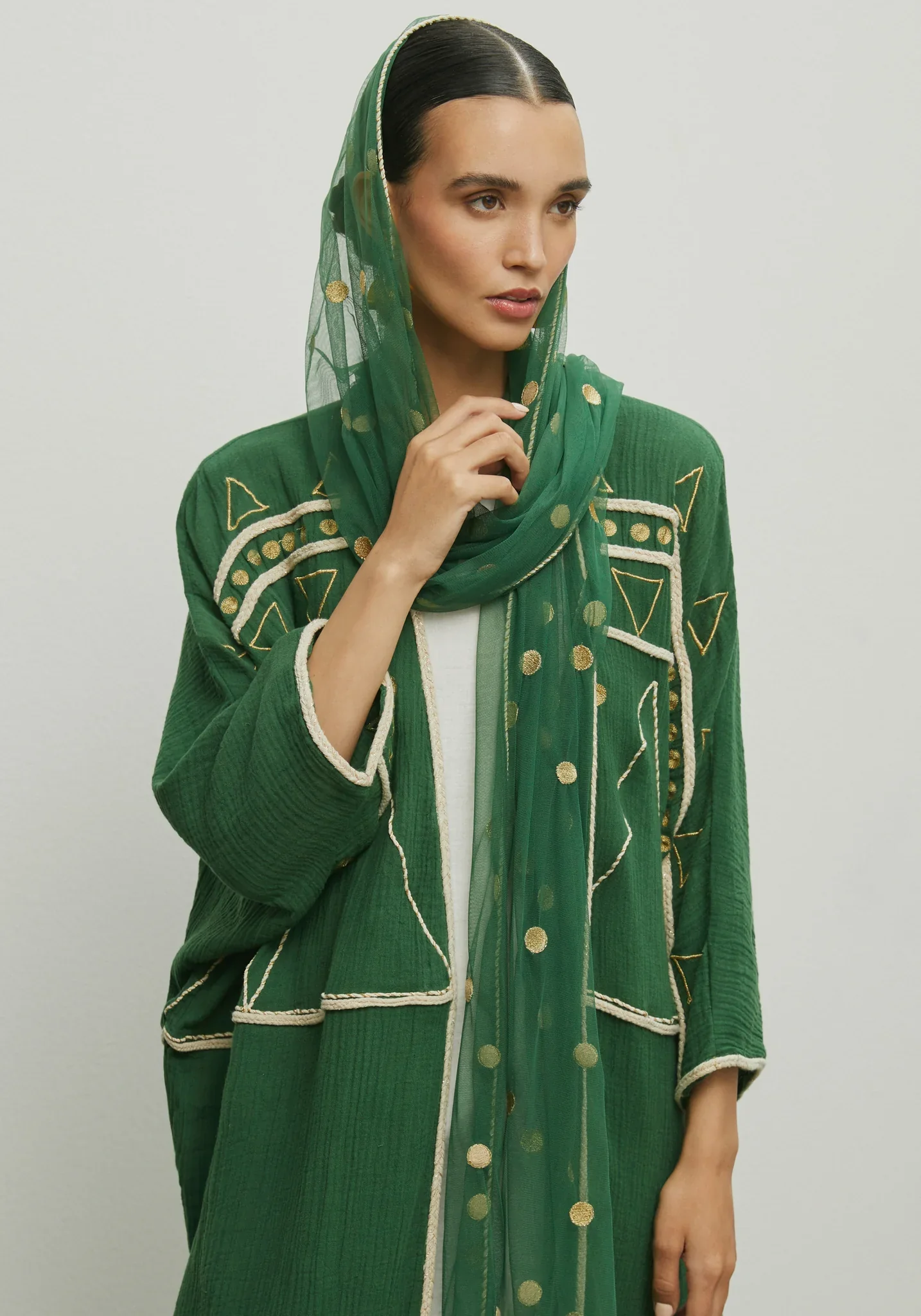 Green Founding Day Abaya - Image 4