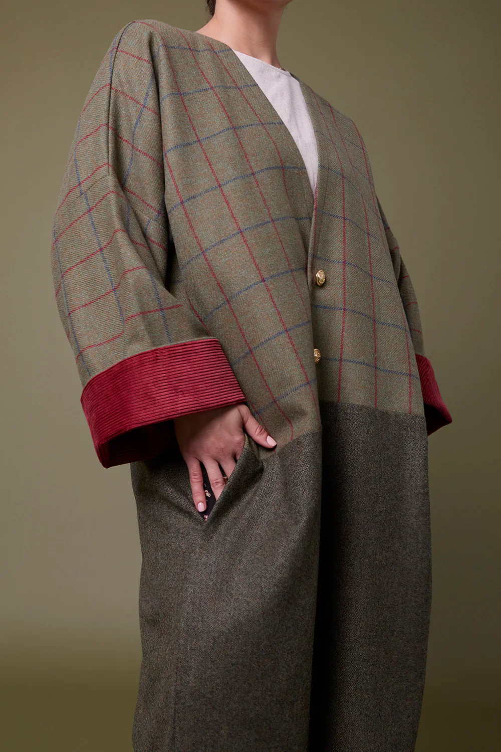 Olive Green Anglesey Abbey Coat Abaya - Image 3