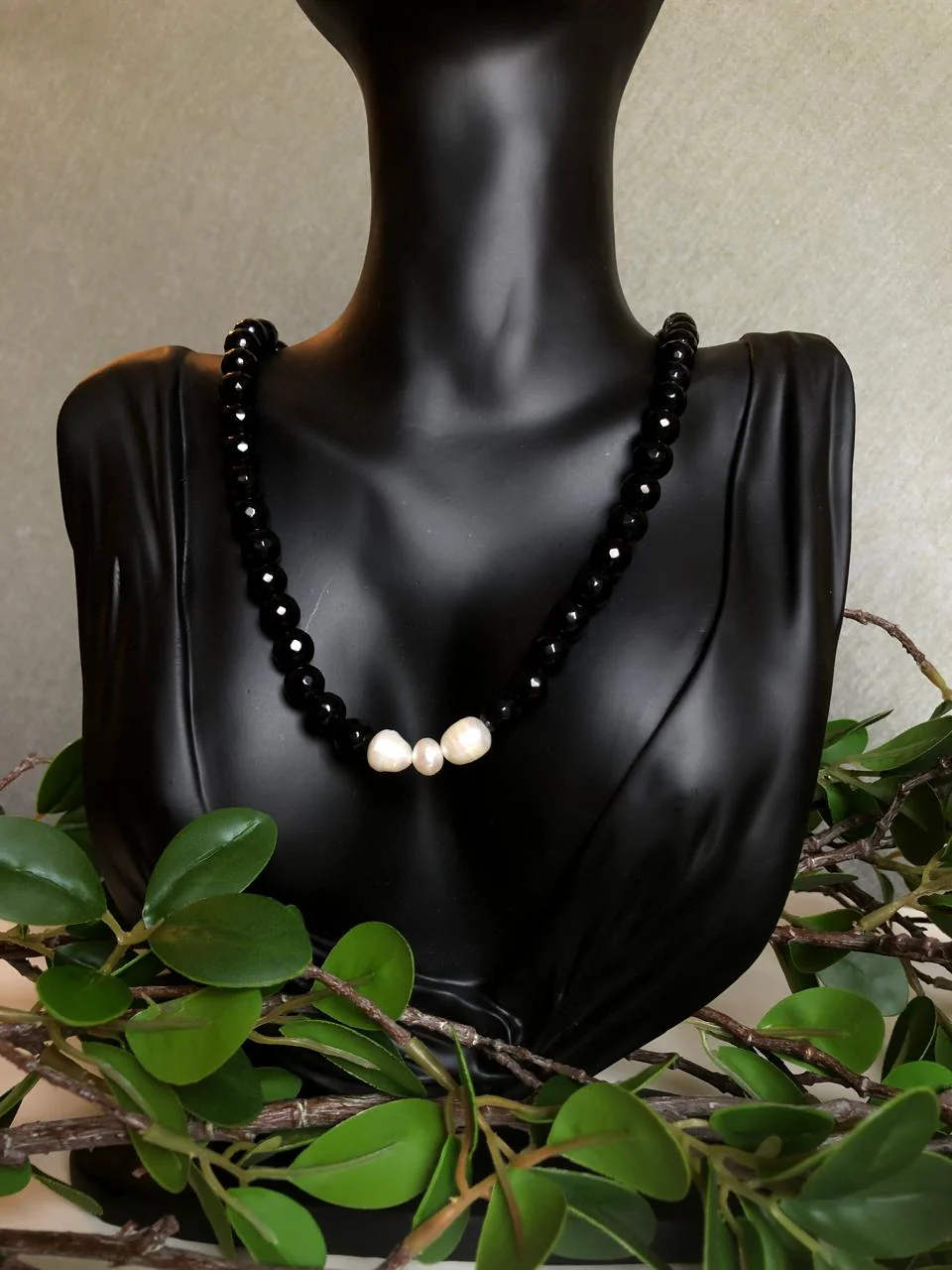 Onyx Necklace with Pearl