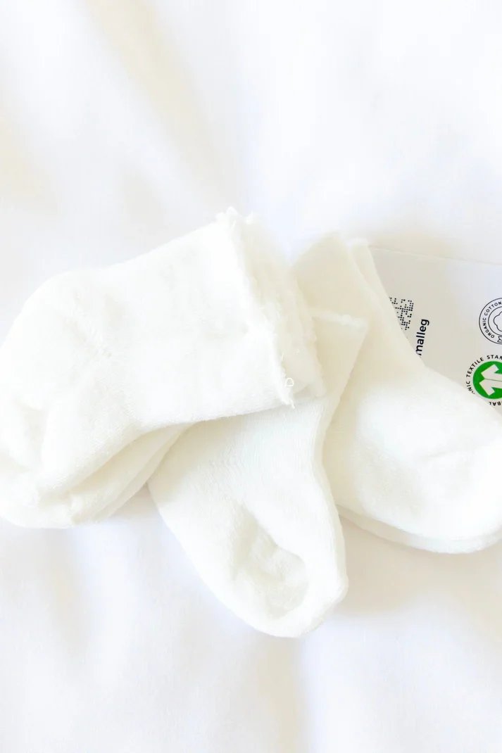 Organic White Socks | Pack of 3 - Image 3