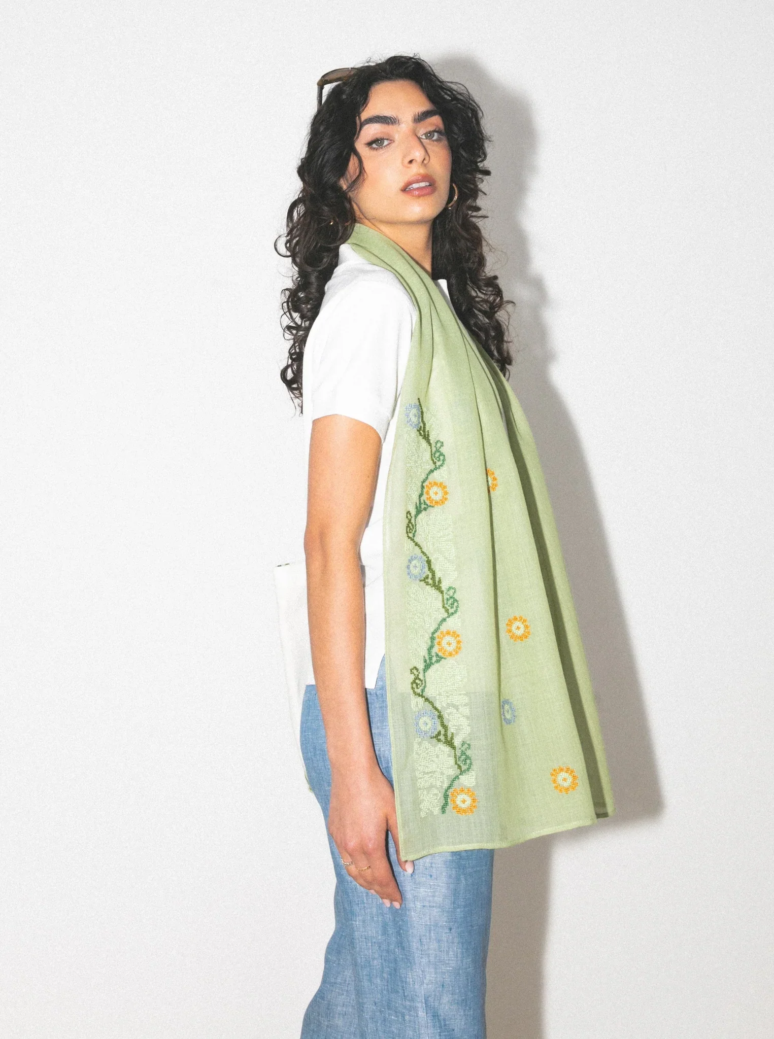 Pistachio Wool 'Babunej Flower' Scarf - Image 2