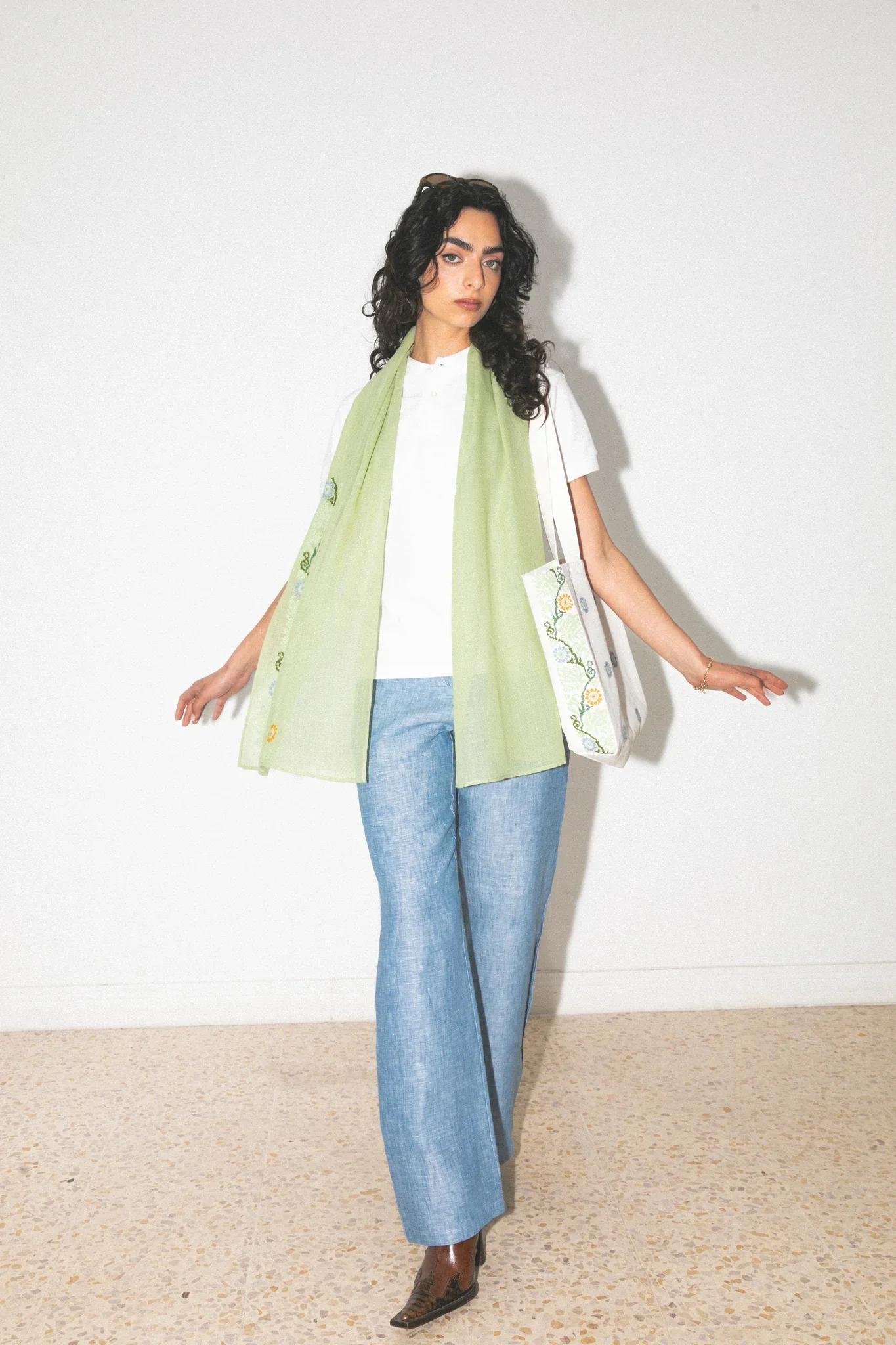 Pistachio Wool 'Babunej Flower' Scarf - Image 5