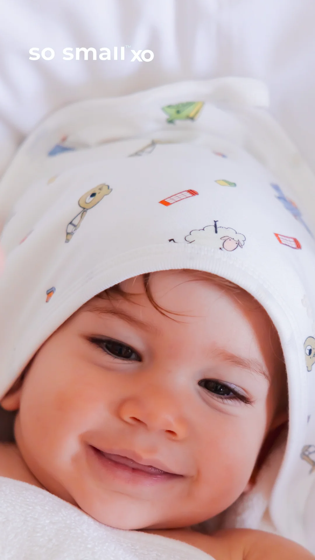 "Playdates & Cupcakes" Hooded Bath Towel - Image 3