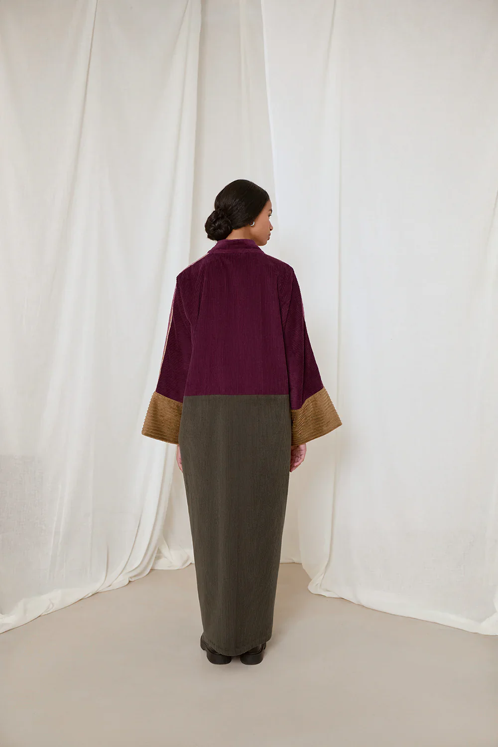Purple & Khaki Green Saoirse Abaya - Image 4