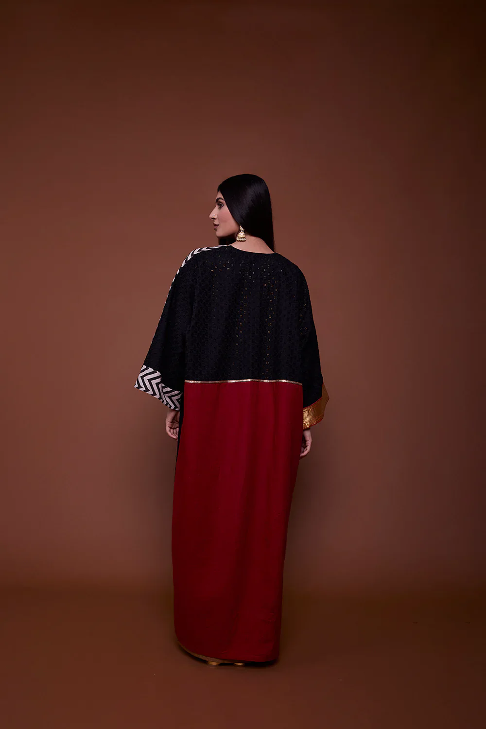 Red & Black Nargis Abaya - Image 3