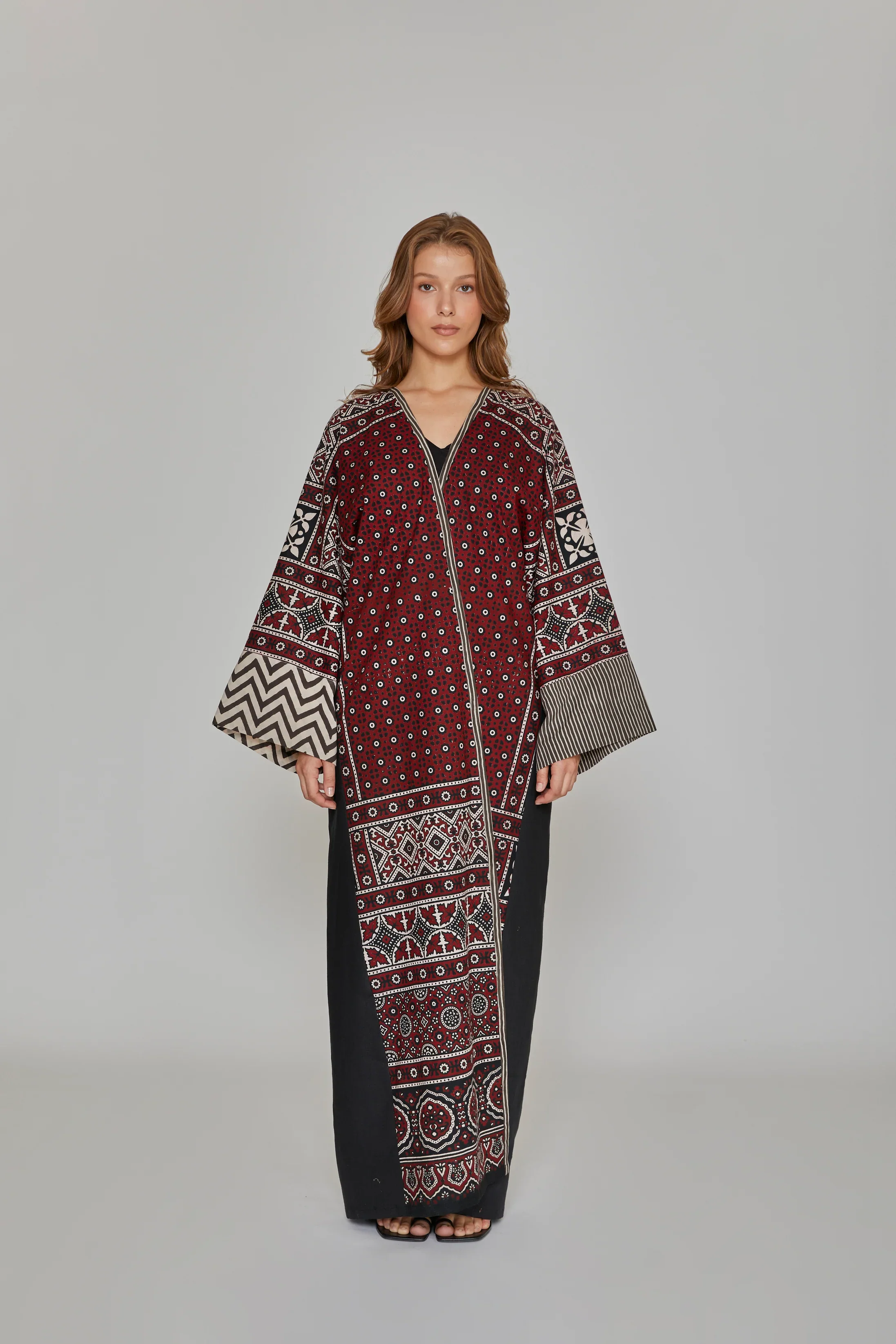 Red Mohatta Abaya