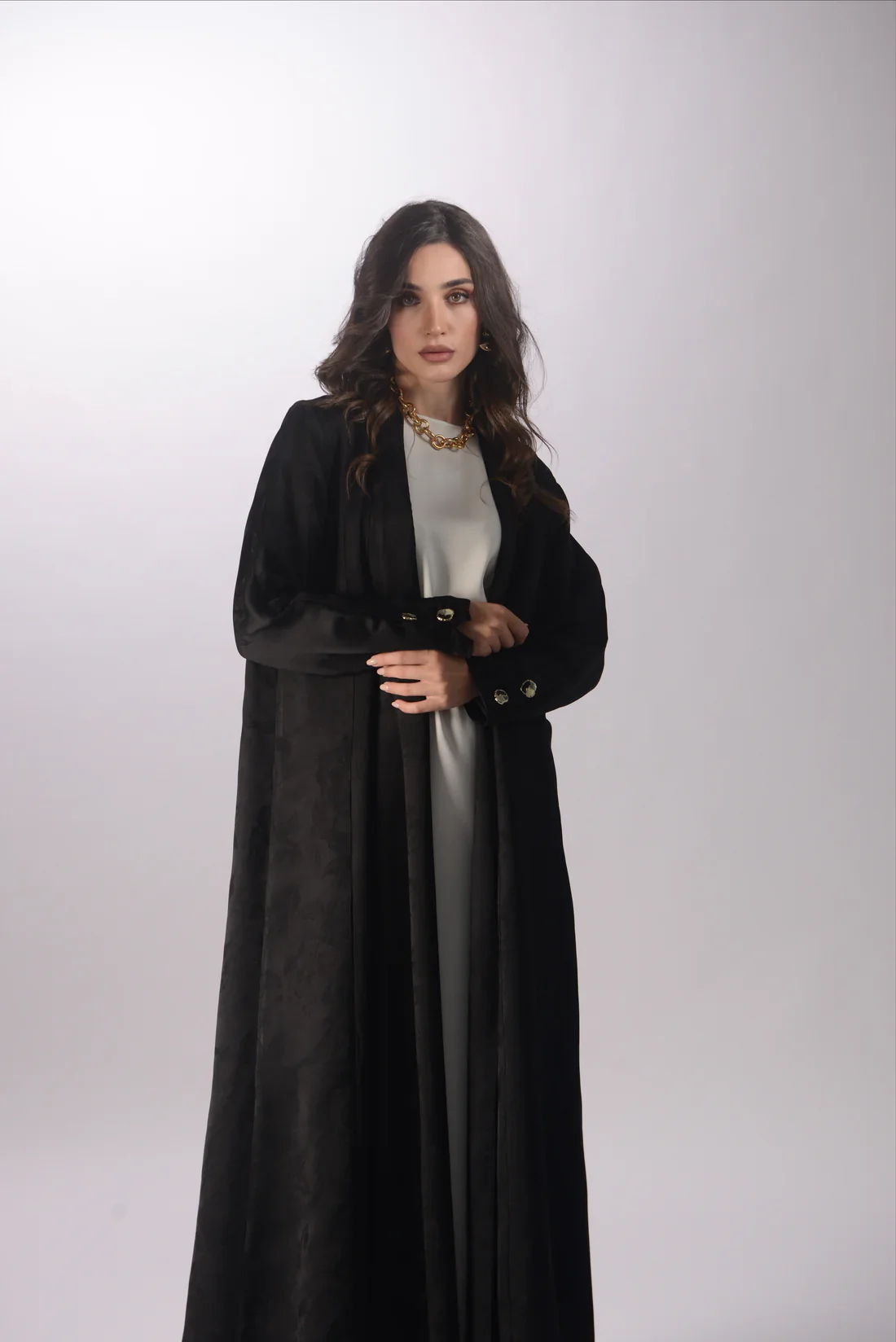 Roselle Black Silk Jacquard Abaya - Image 4