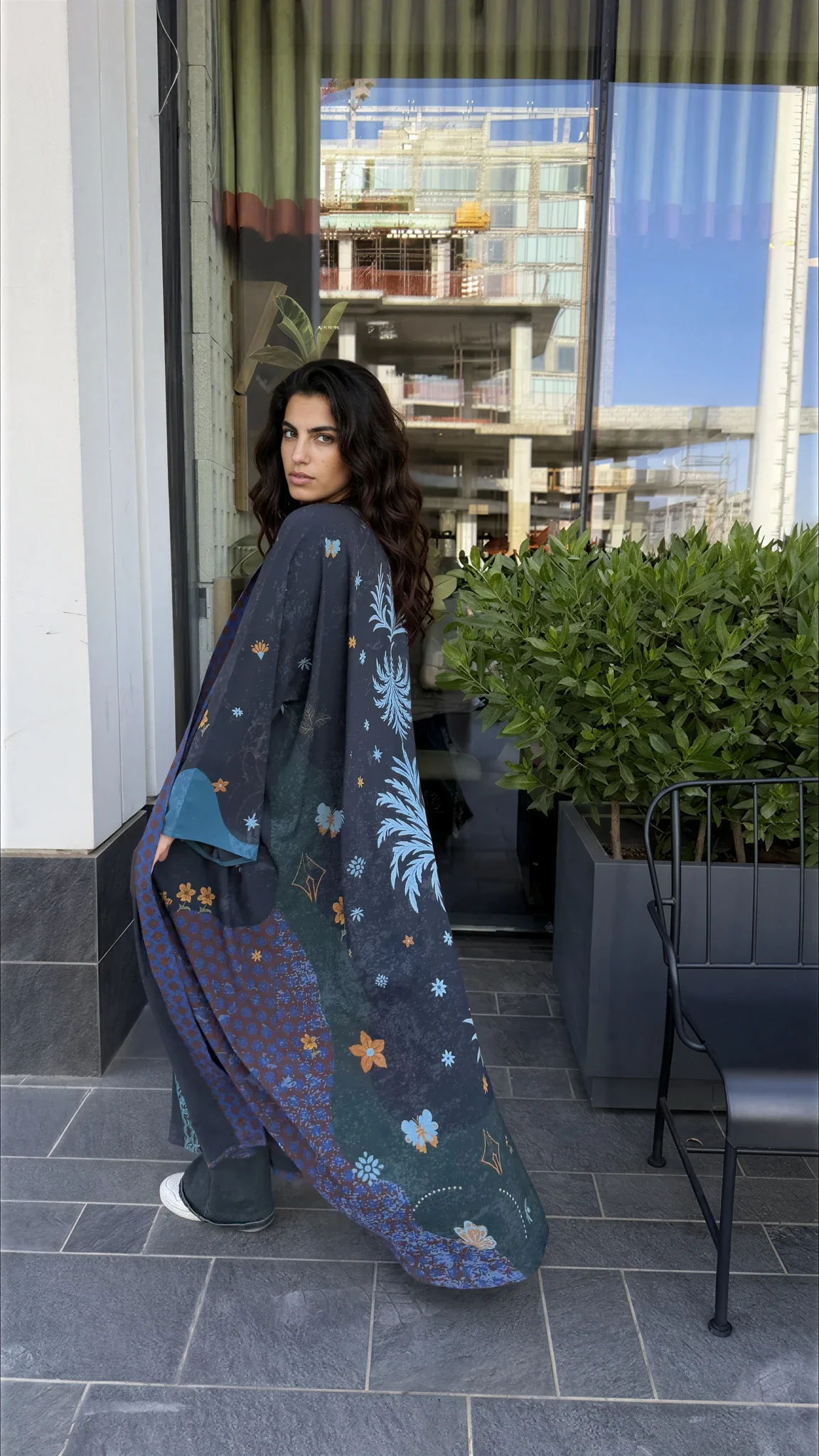 "Seen Leaving The Corniche" Abaya | Black - Image 6