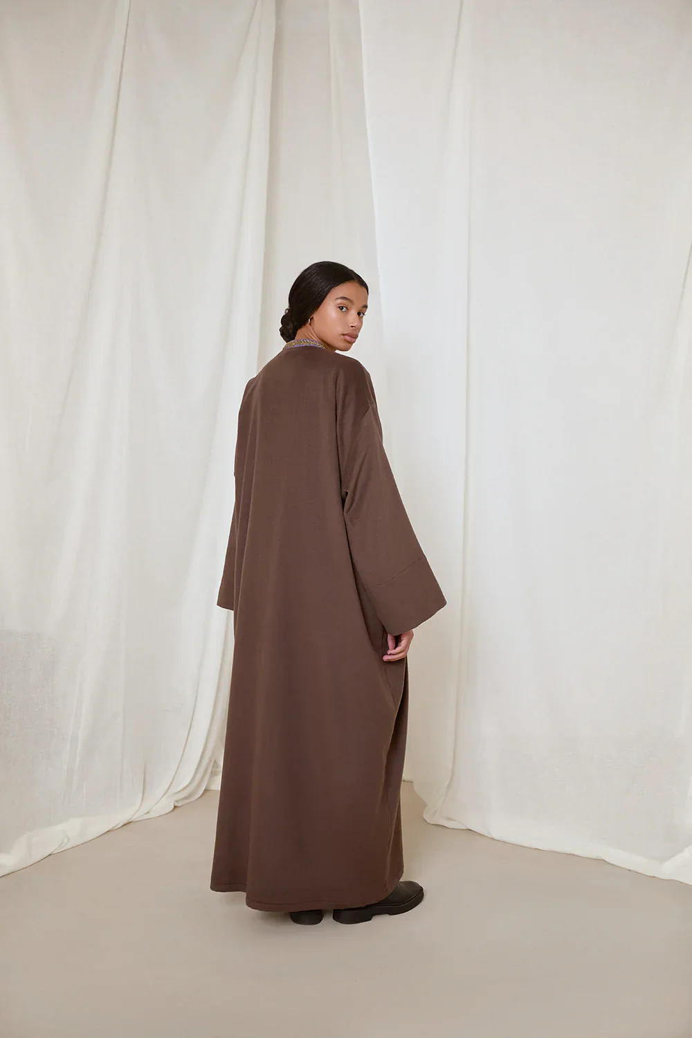 Taupe Anaya Abaya - Image 5