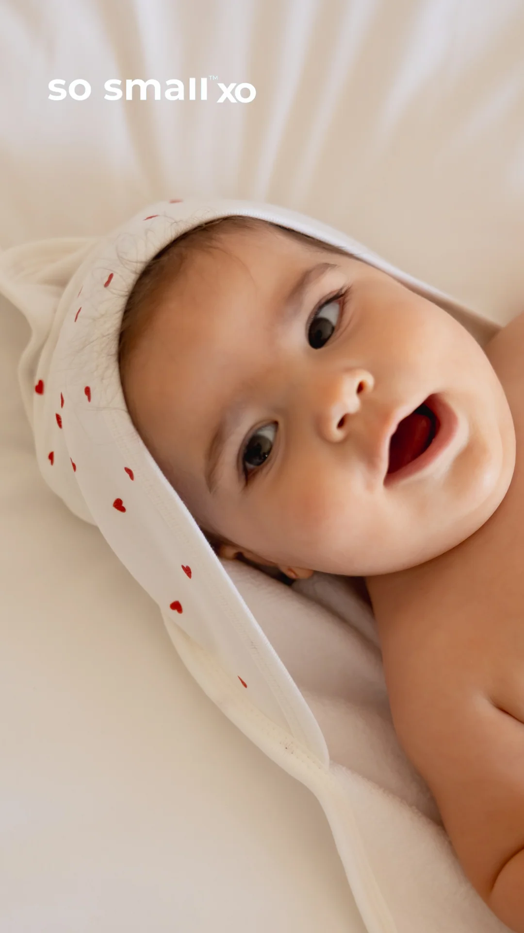 "Tiny Hearts" Hooded Bath Towel - Image 4
