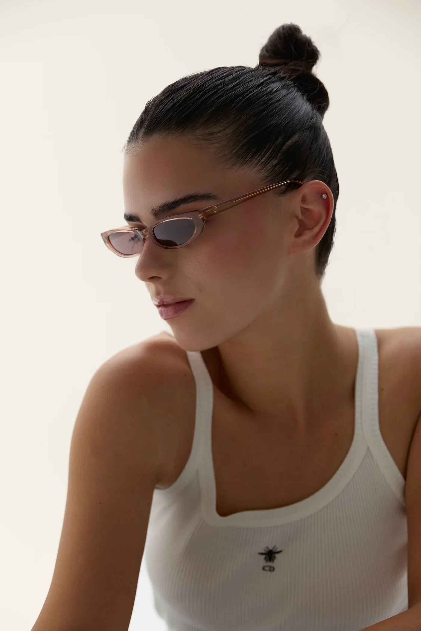 Unisex Icon Chestnut Sunglasses | Brown - Image 4