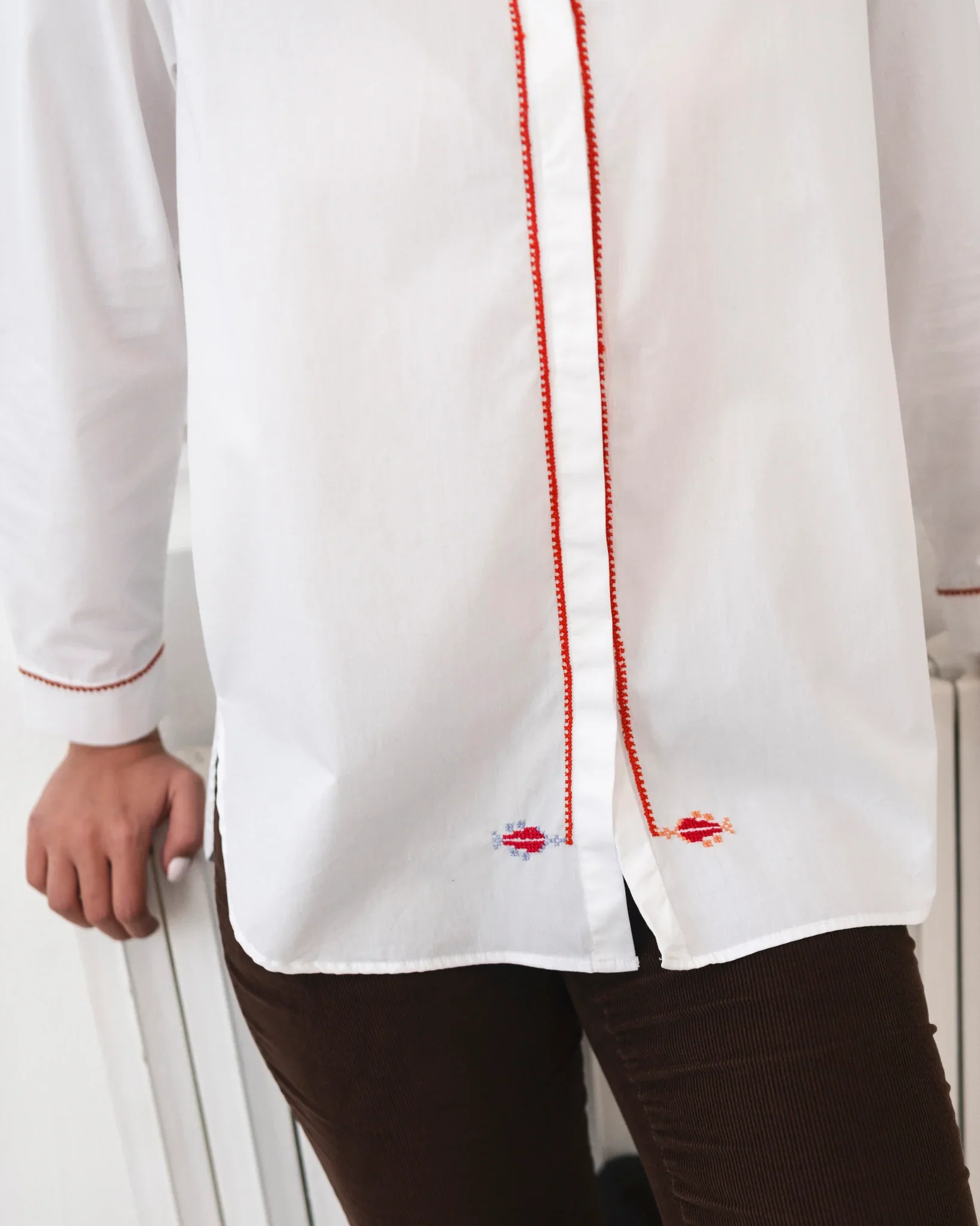 White Shallalat Embroidered Shirt - Image 4