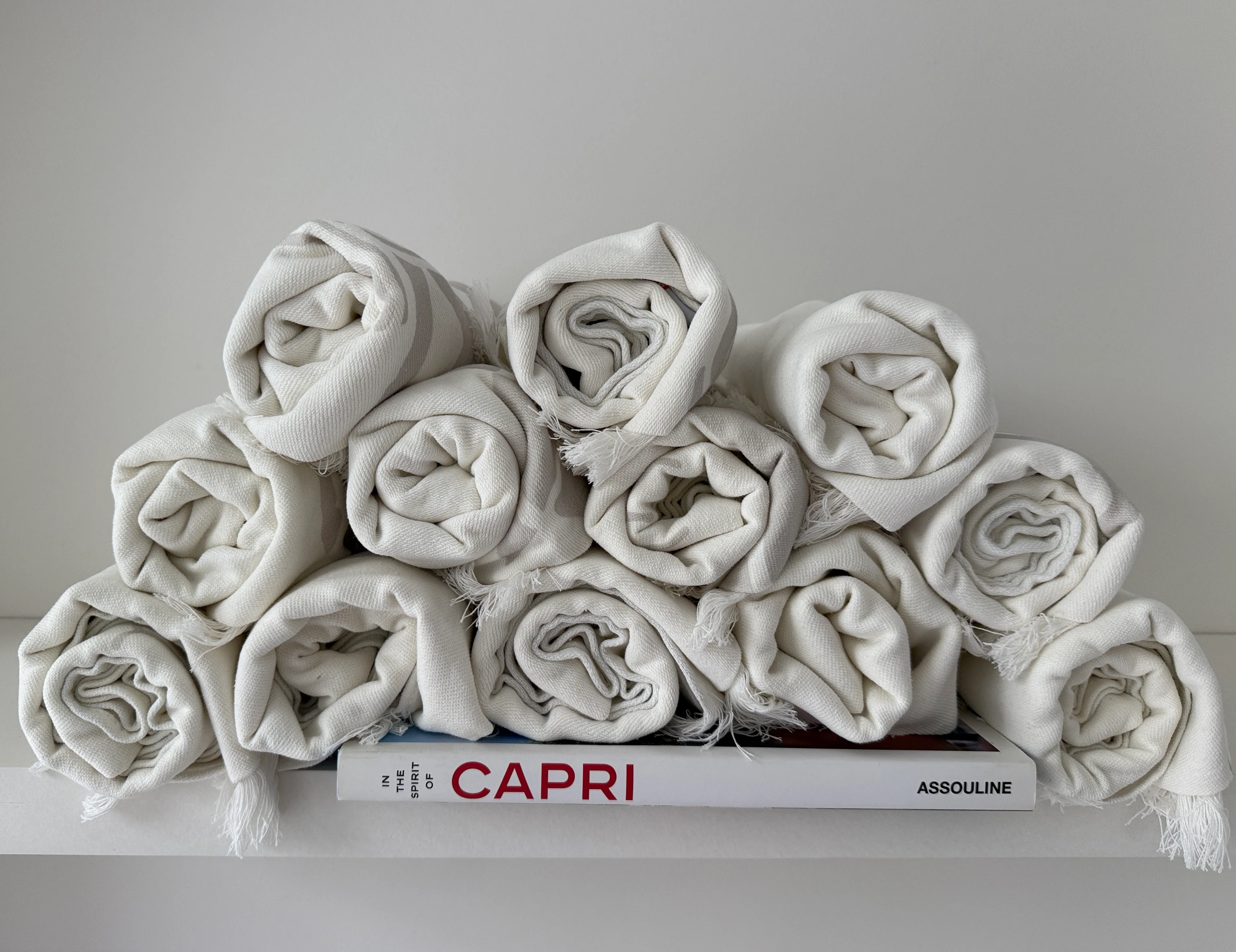 White Scorpio Beach Towel - Image 5